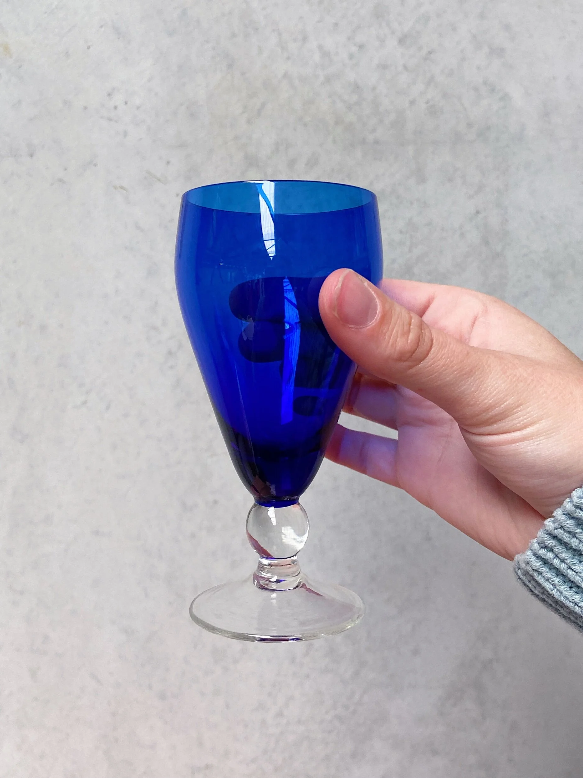 CDCAD41C-1029-4183-AD36-E01BB365F417