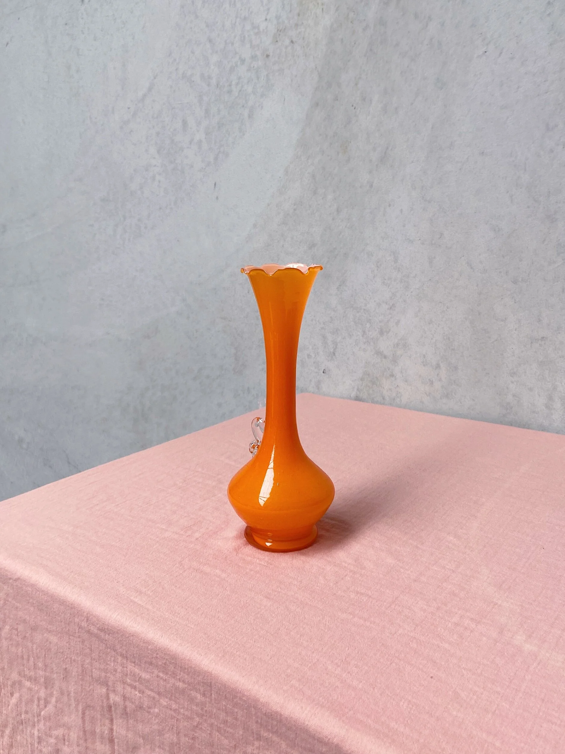 8E87A56B-7130-4172-B26D-F0CC5E228540