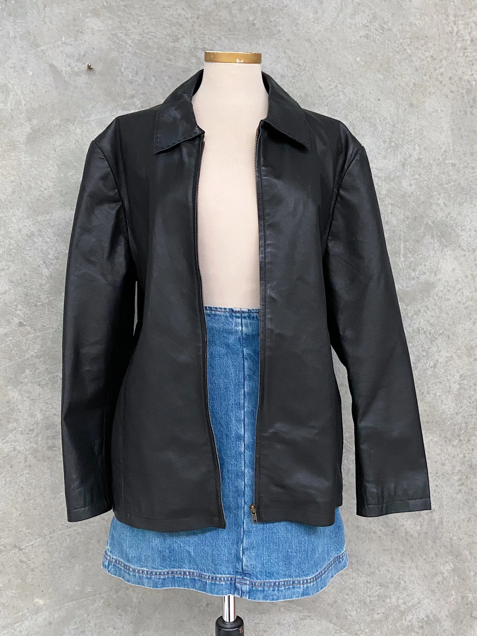 27D68FEB-CE61-444E-895F-C61868B53646