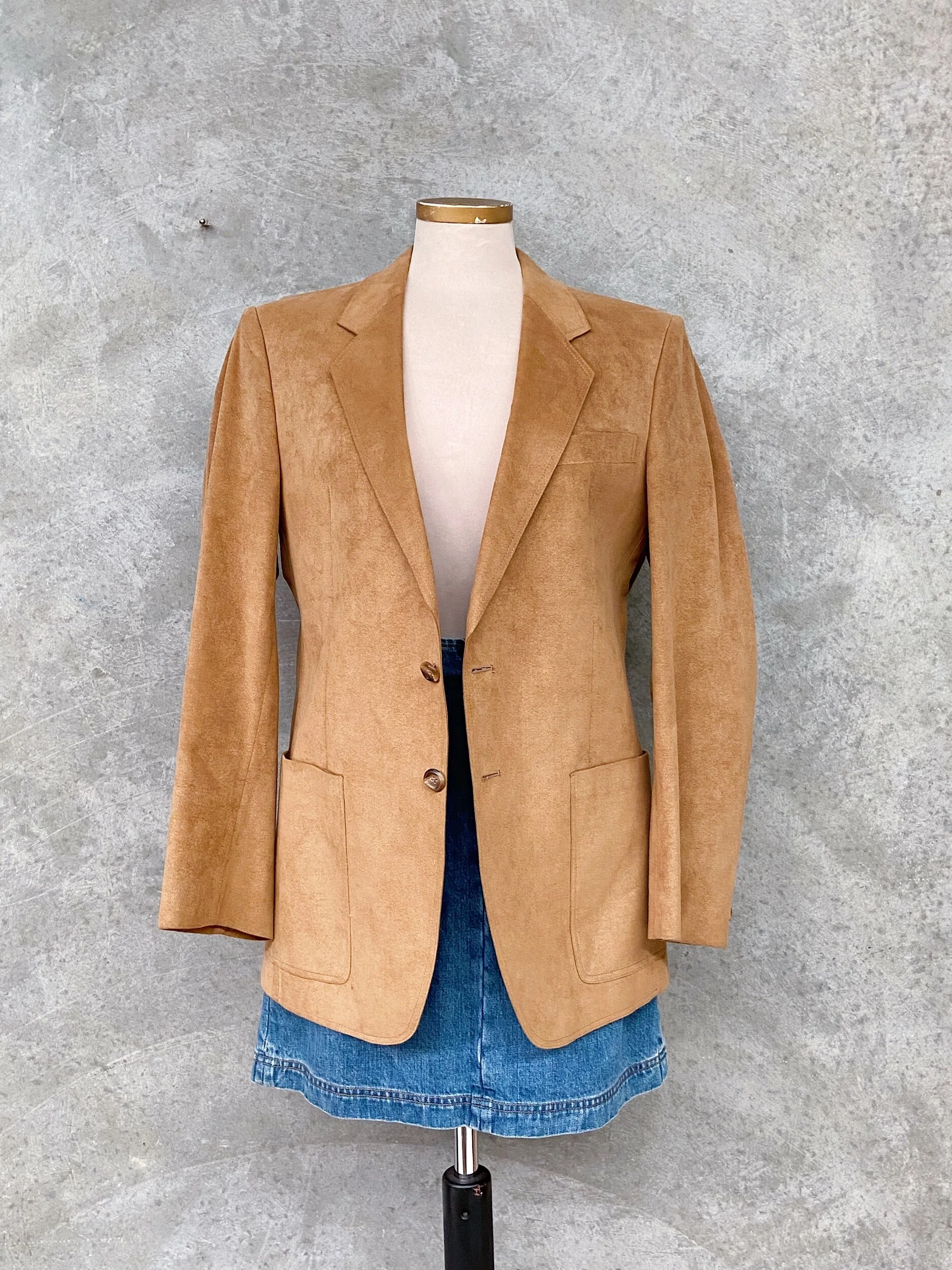 B40B6CAF-919F-43F8-9315-2C3DD6ED27D4