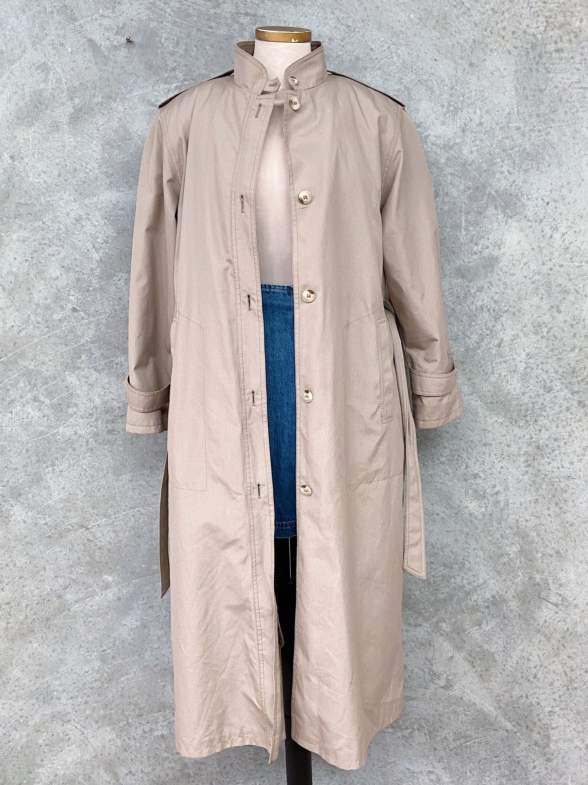 9E6C1F9B-670B-49E7-88A9-CDBD5F48FA0D