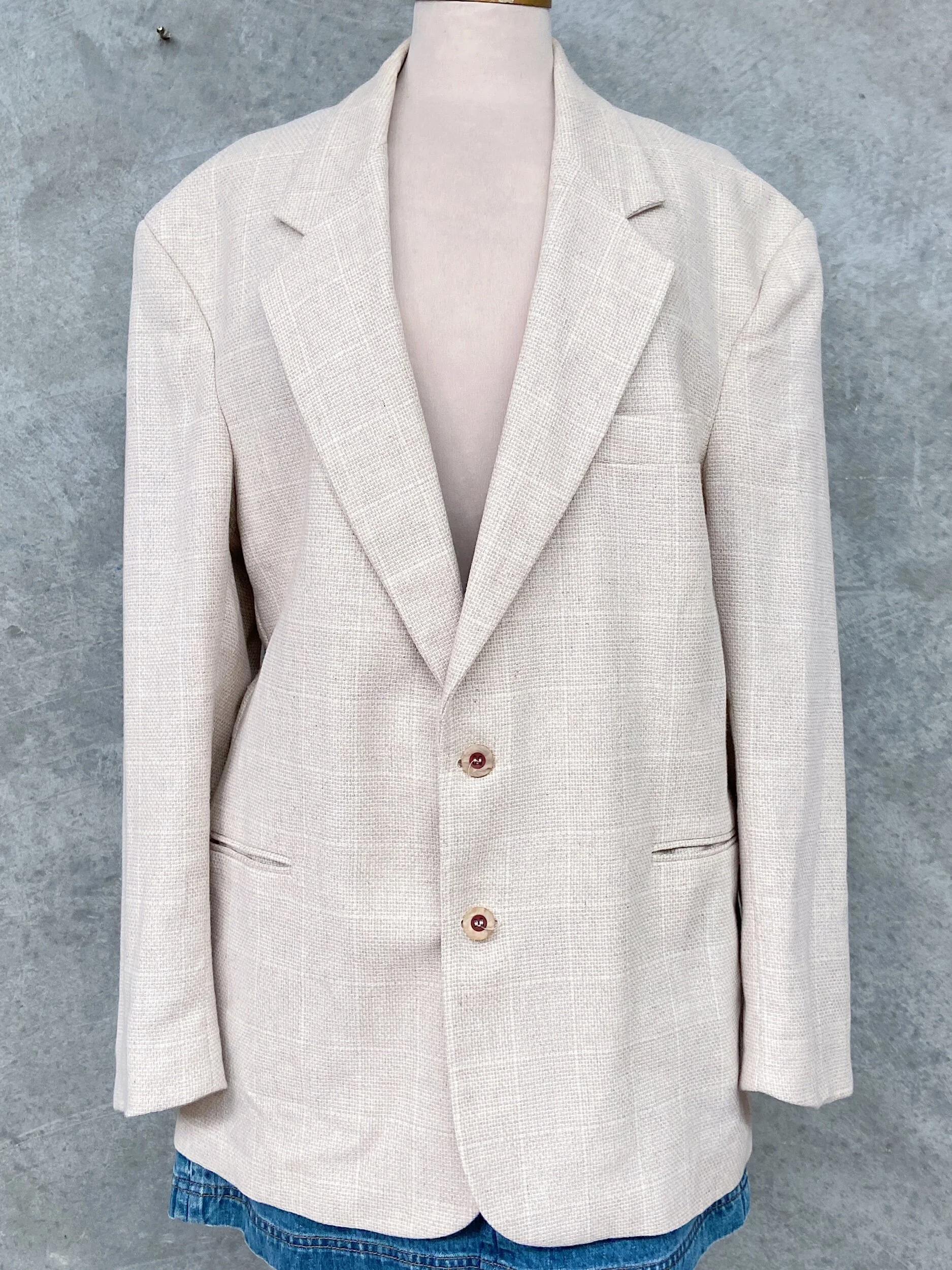 DC84B9FD-8740-4503-A98C-F897174067FD