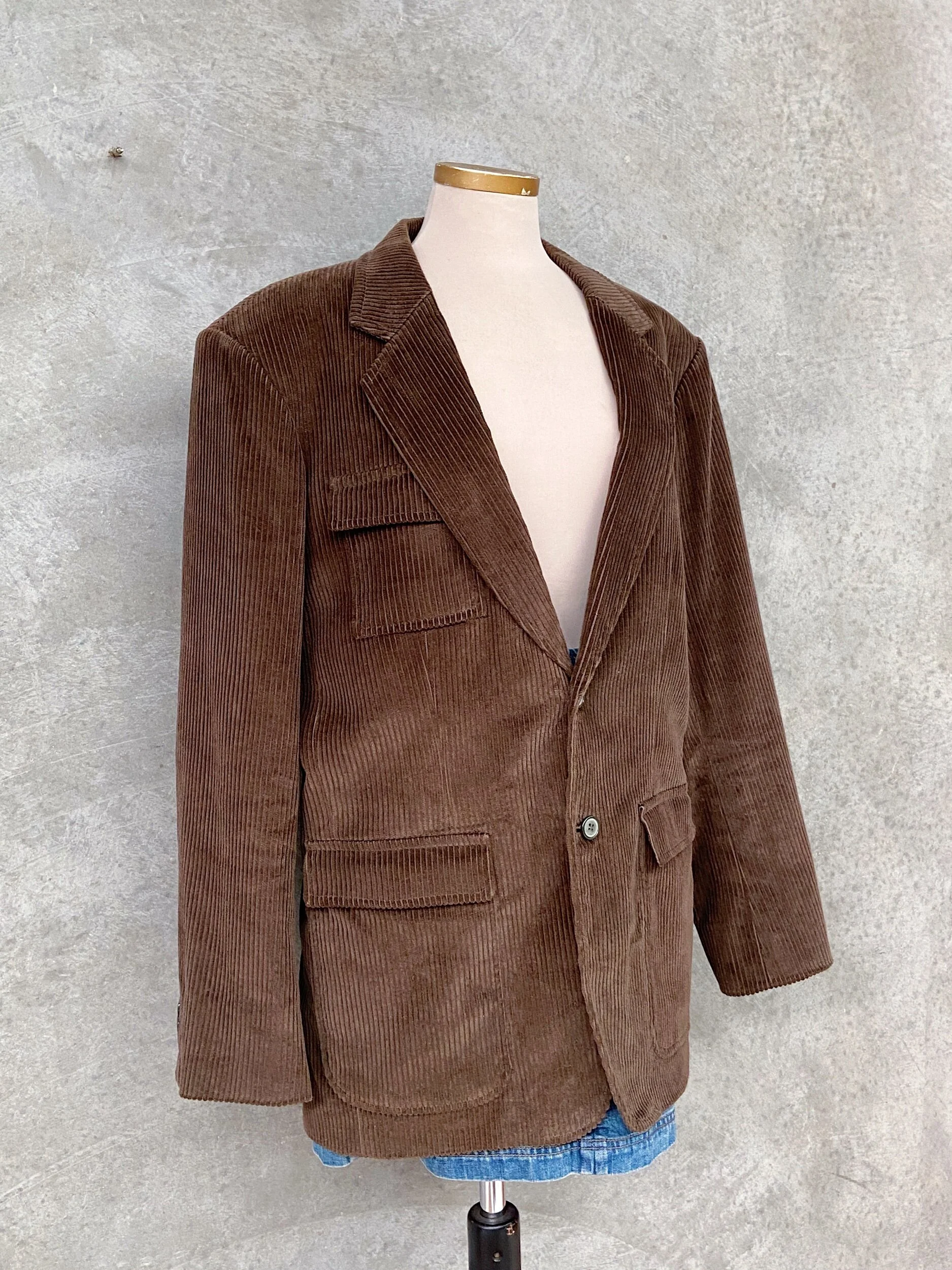 1228DBBB-C034-49D9-AB6A-66FB863D9D05