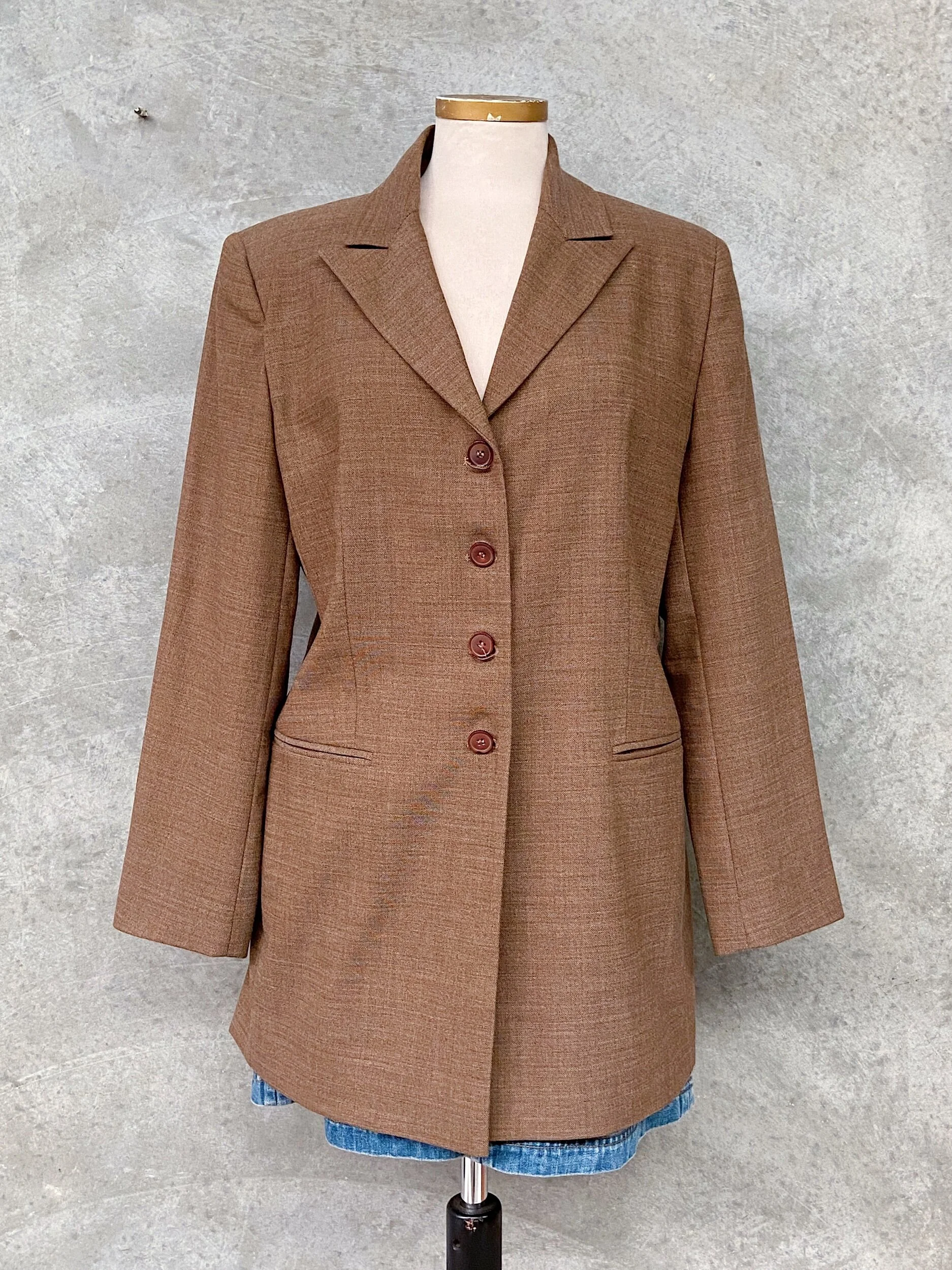 4A524E3E-F064-48D3-8AAE-389A45B57A62