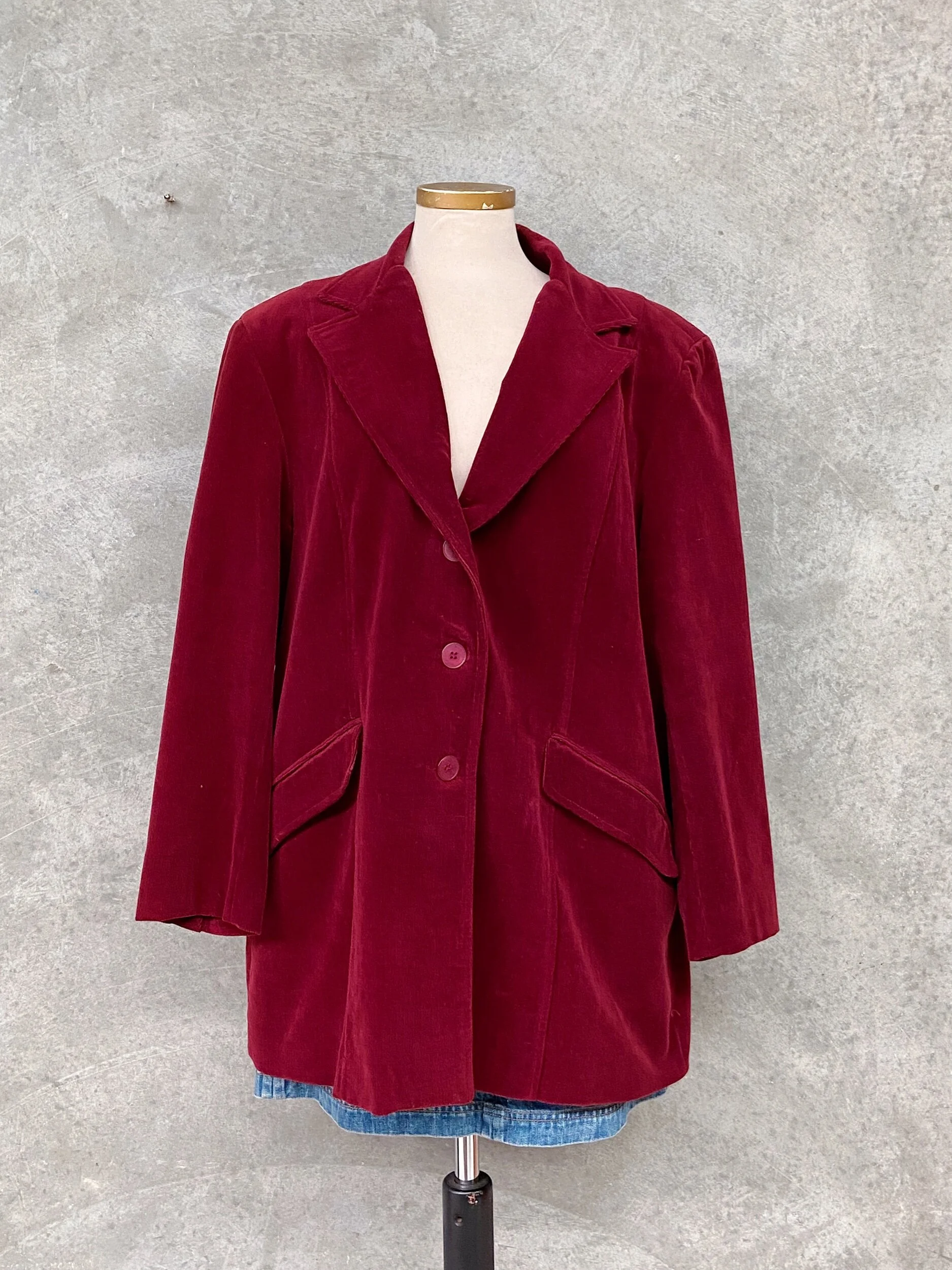 FE67664F-3CAF-4A12-93AC-C3EDBD2CAE7B