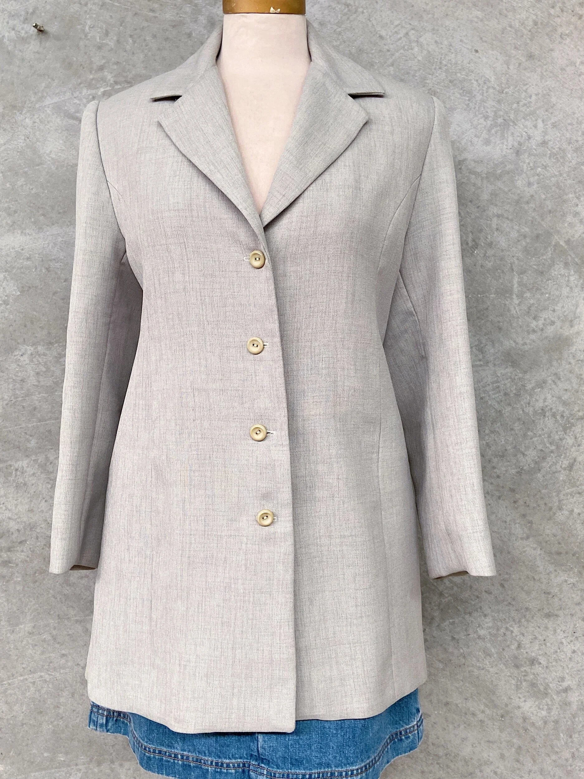 F4772706-74B4-4282-A473-95E47F8584EB