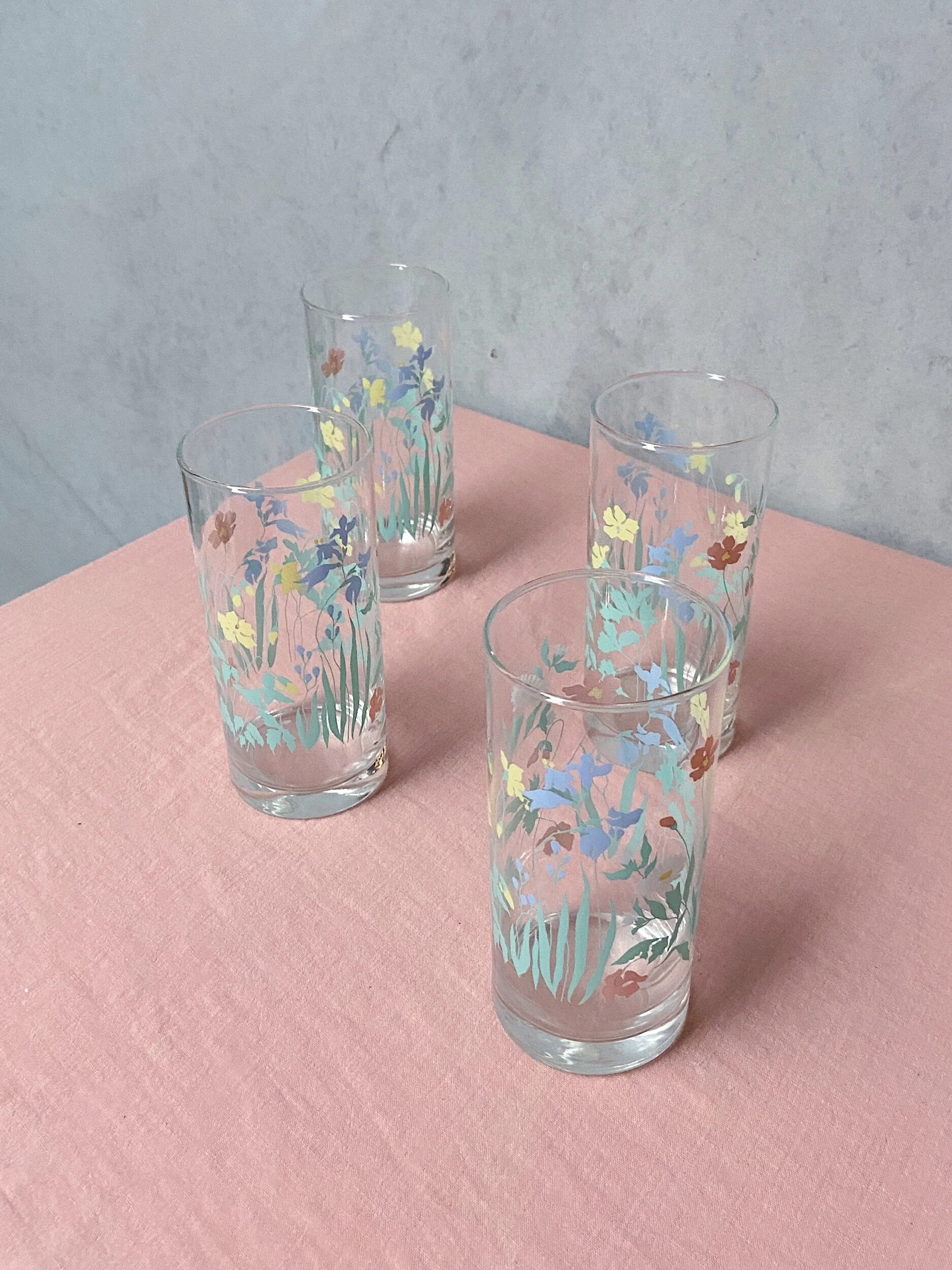 3EFF4511-0CEC-4B67-9EAE-038348AF6997