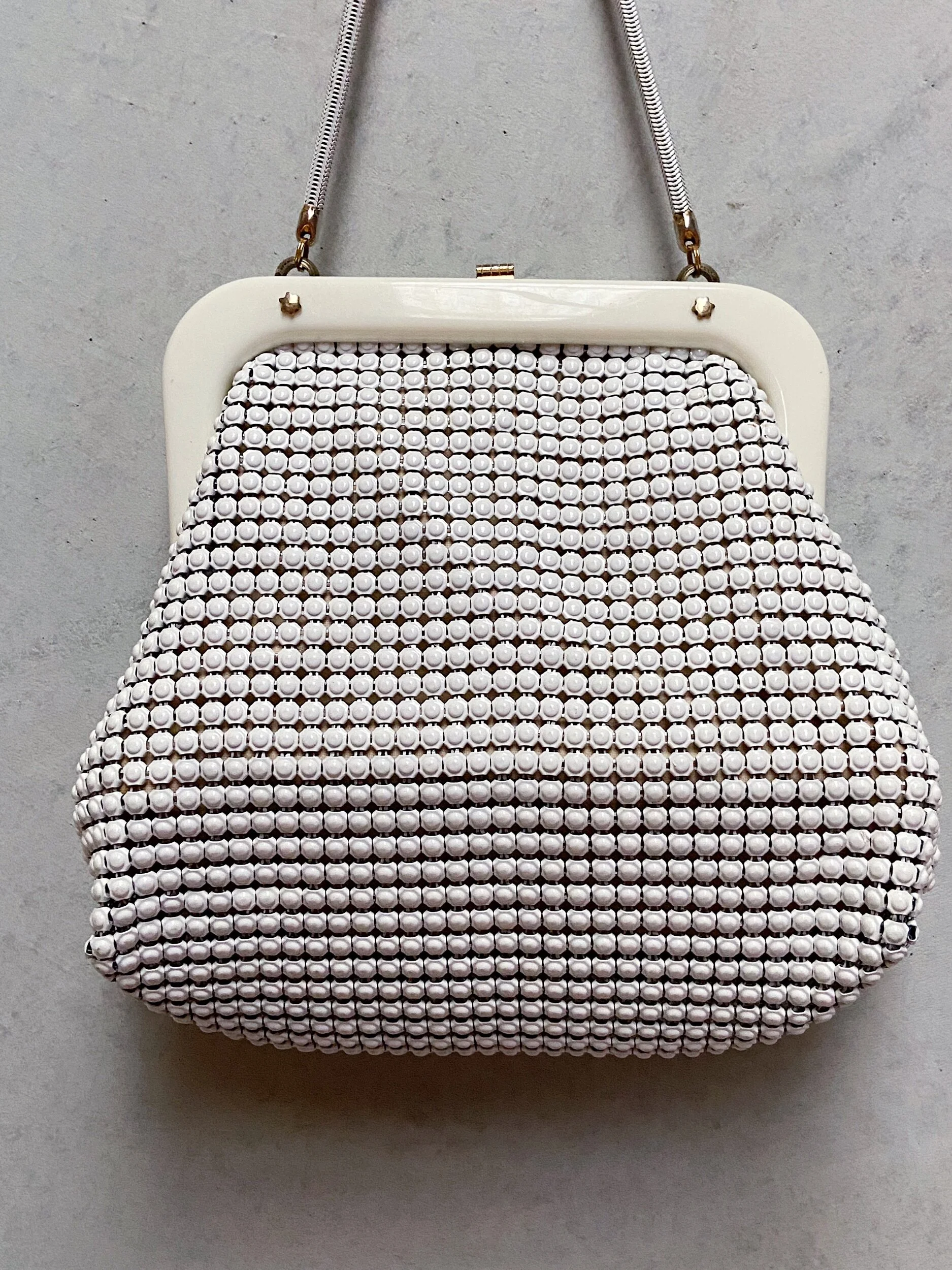 F4300EFF-9556-4490-9A4E-AE20124F2A98