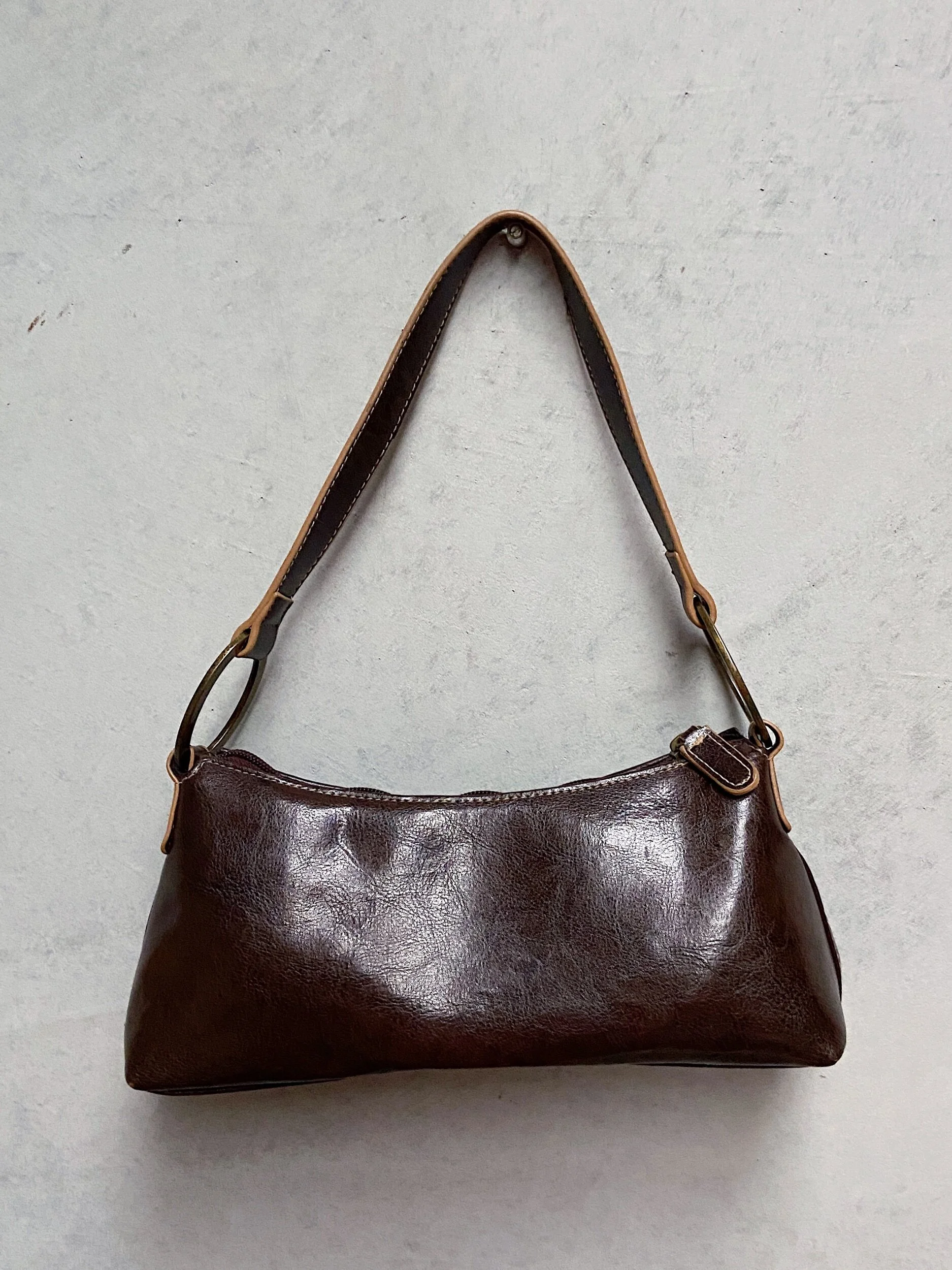 873AC837-A10E-4251-9320-63539A86DA65