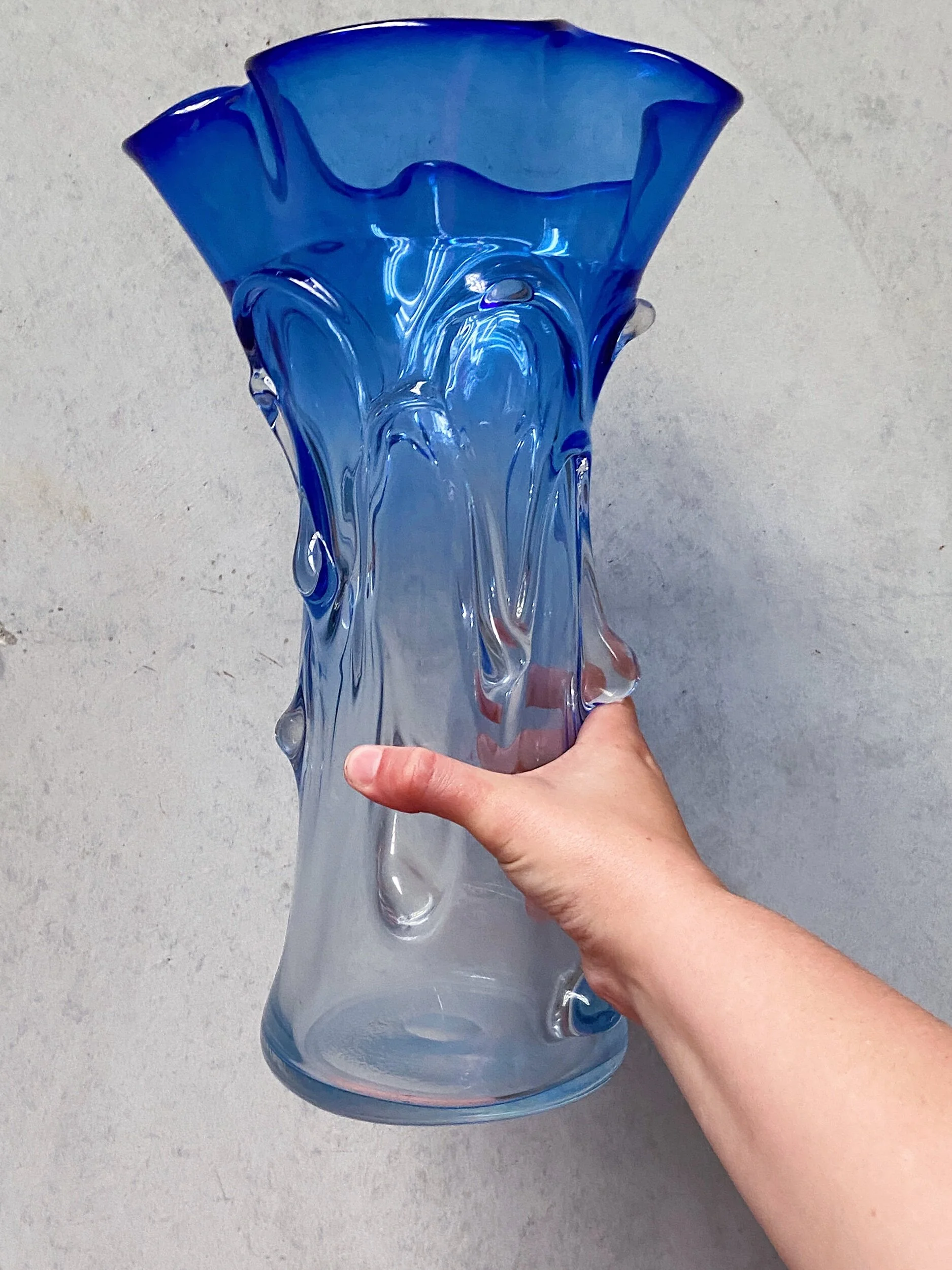 AAA4F41E-0343-42C8-BED2-27C1520D829D