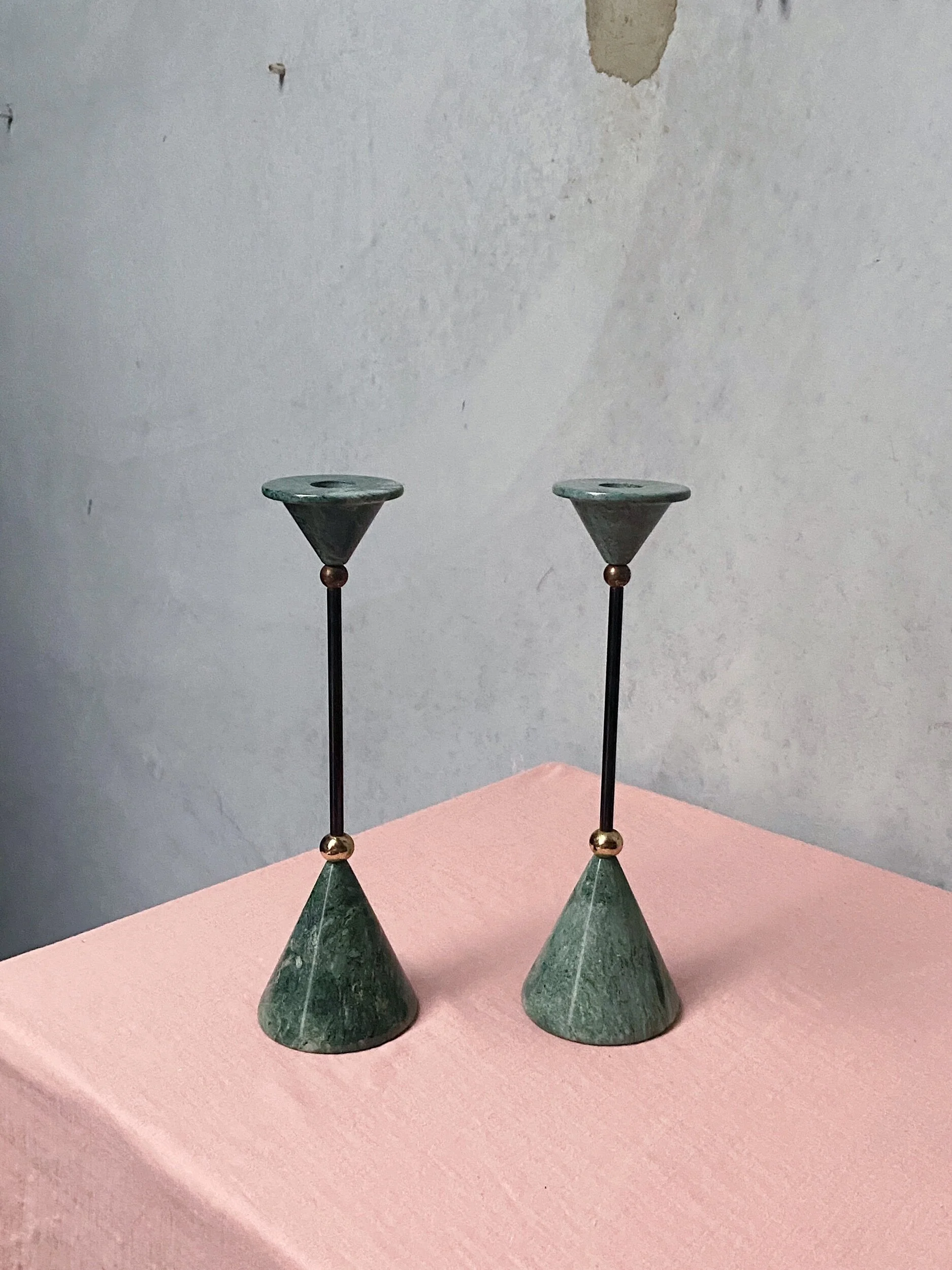 CFE87AC2-EC12-43B4-8CD7-908735E7B4F2