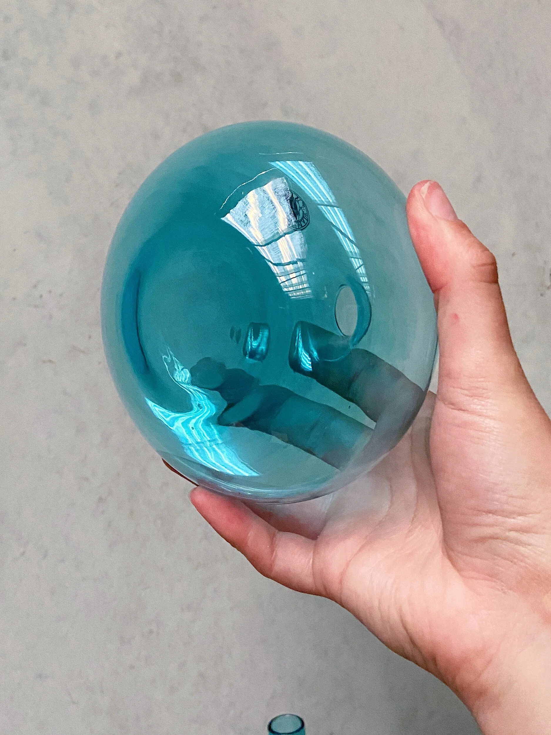 E2E7BD39-1291-4D5D-A12D-67A0DC5E8B45