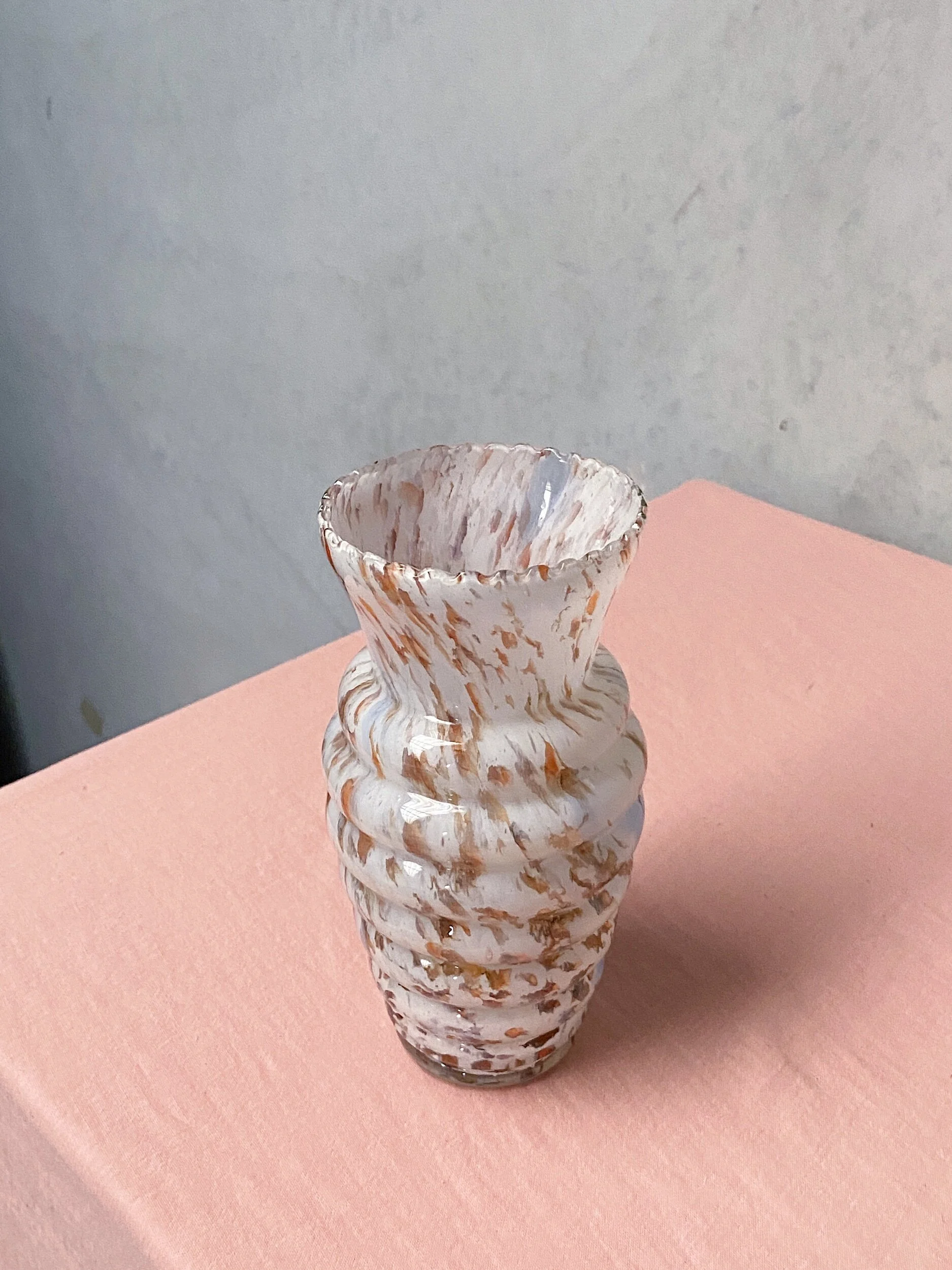 EC6A9471-35DA-481B-AE47-A1E418392D64