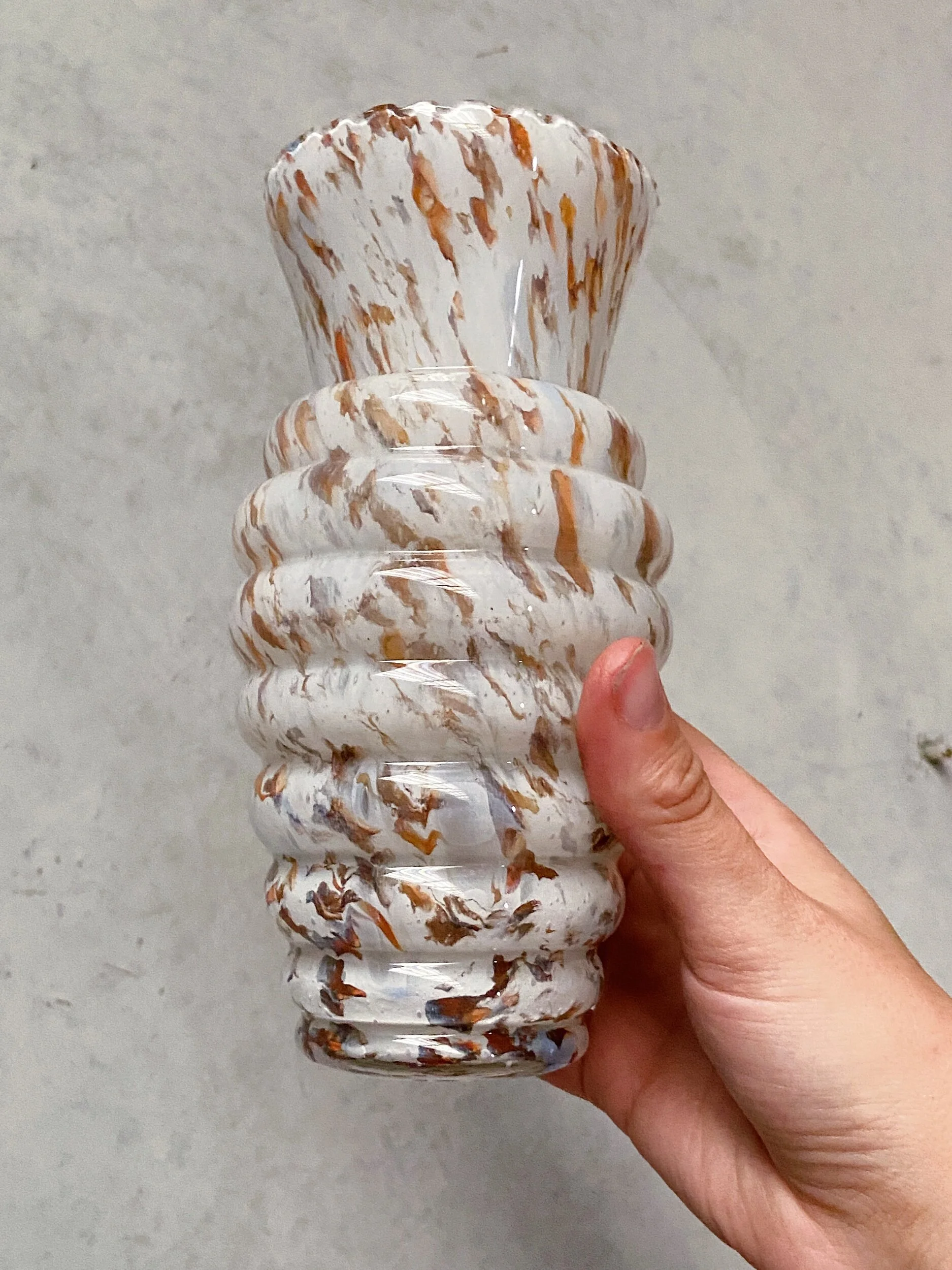 5C84B25C-29FA-40F2-BBD6-04E61D487D6E