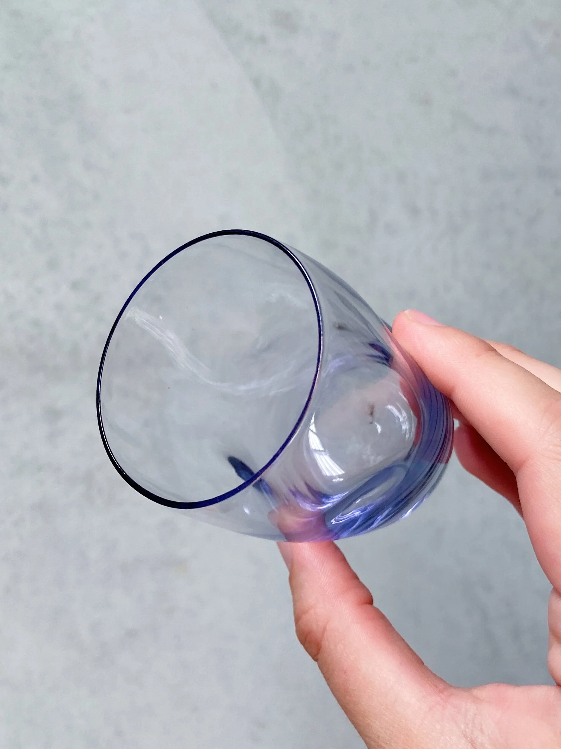 2EB71E43-216D-4AB5-A51E-7299BF05E8ED