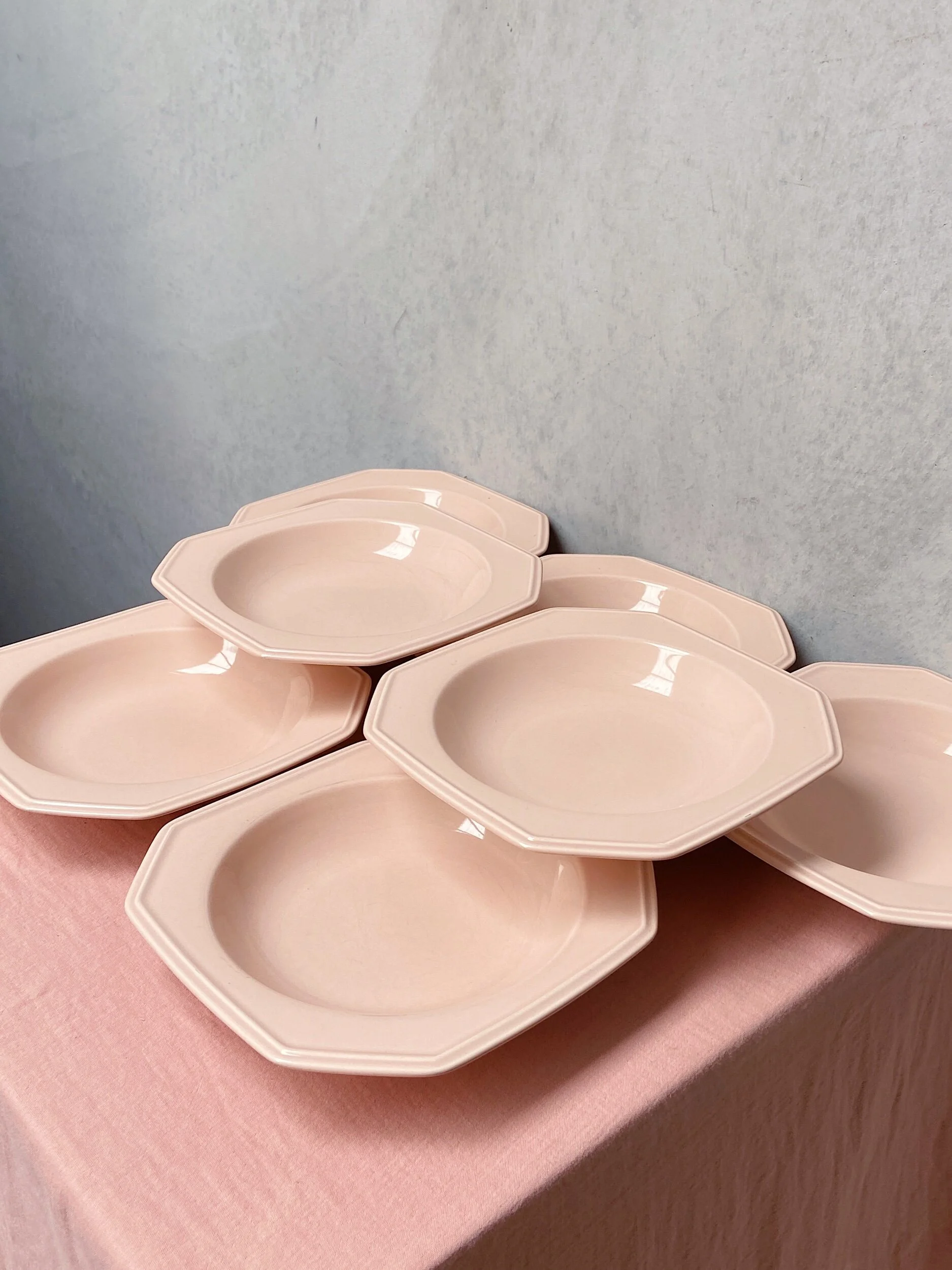 6662DF31-F6D8-48CD-9B32-5B75CAD47BCA