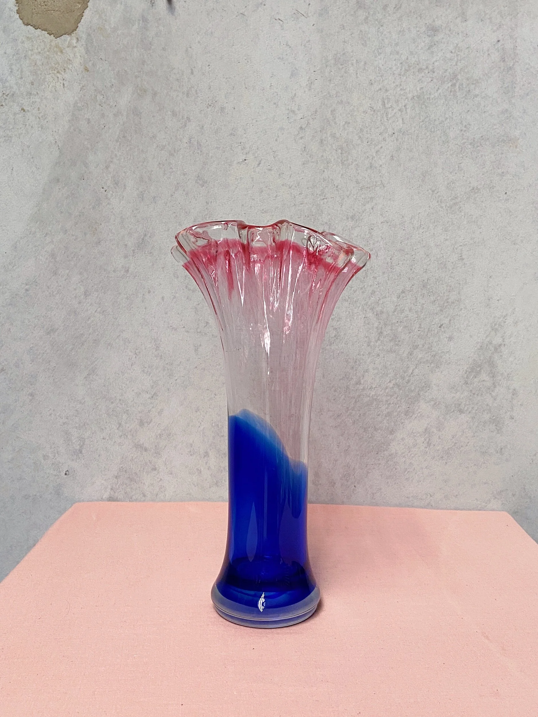 33FE51B6-95C5-4D8F-A785-EE9E97C22E7D