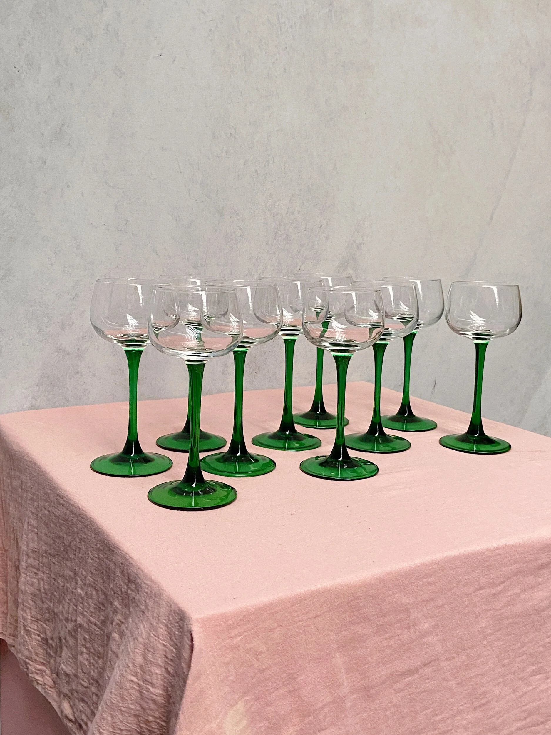 0FE361CB-D177-4950-BFD2-BC76371AD670