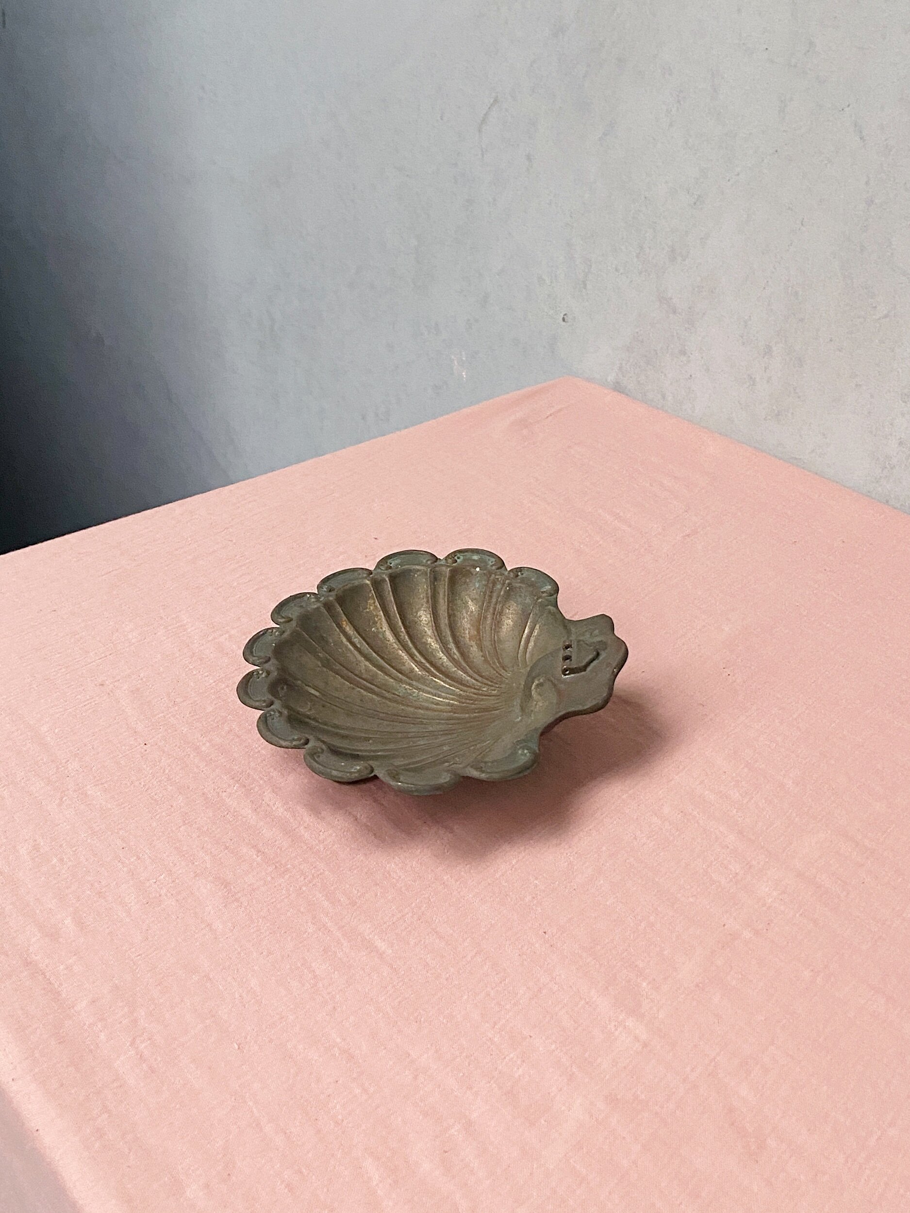 D01140E5-4131-489B-B570-F8697BD7F61B