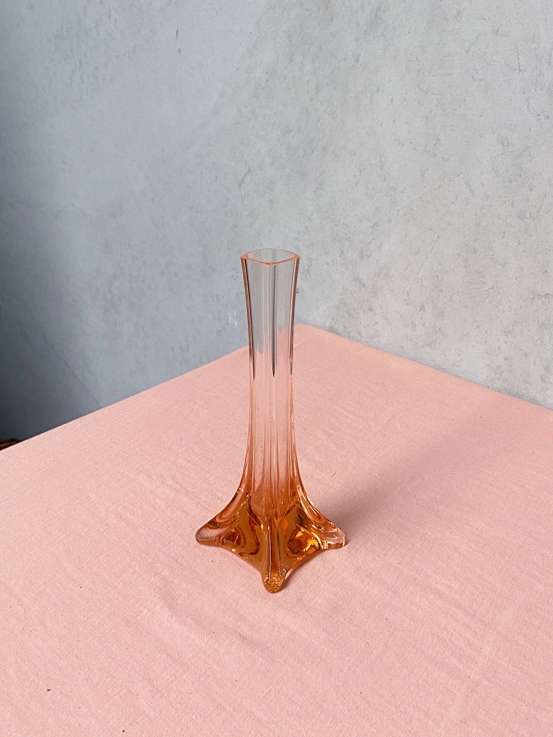 DB80F613-881A-4CF9-AD1A-706F2B8E4748