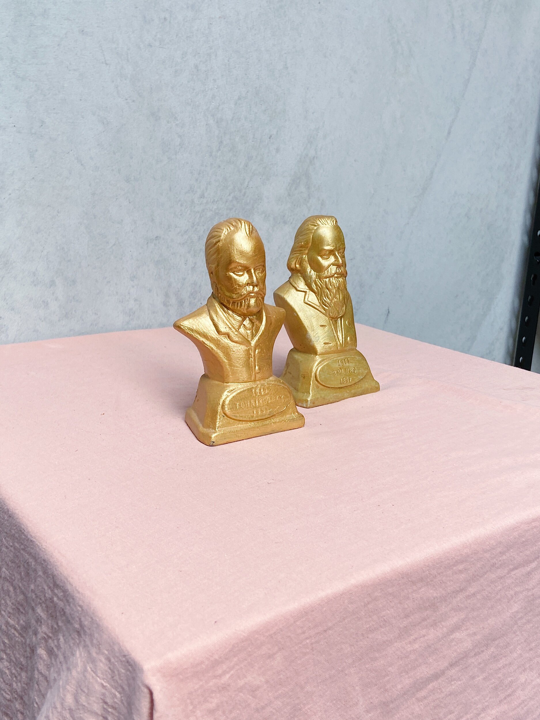 9A032FCB-B968-454D-B1B1-B751179A615C