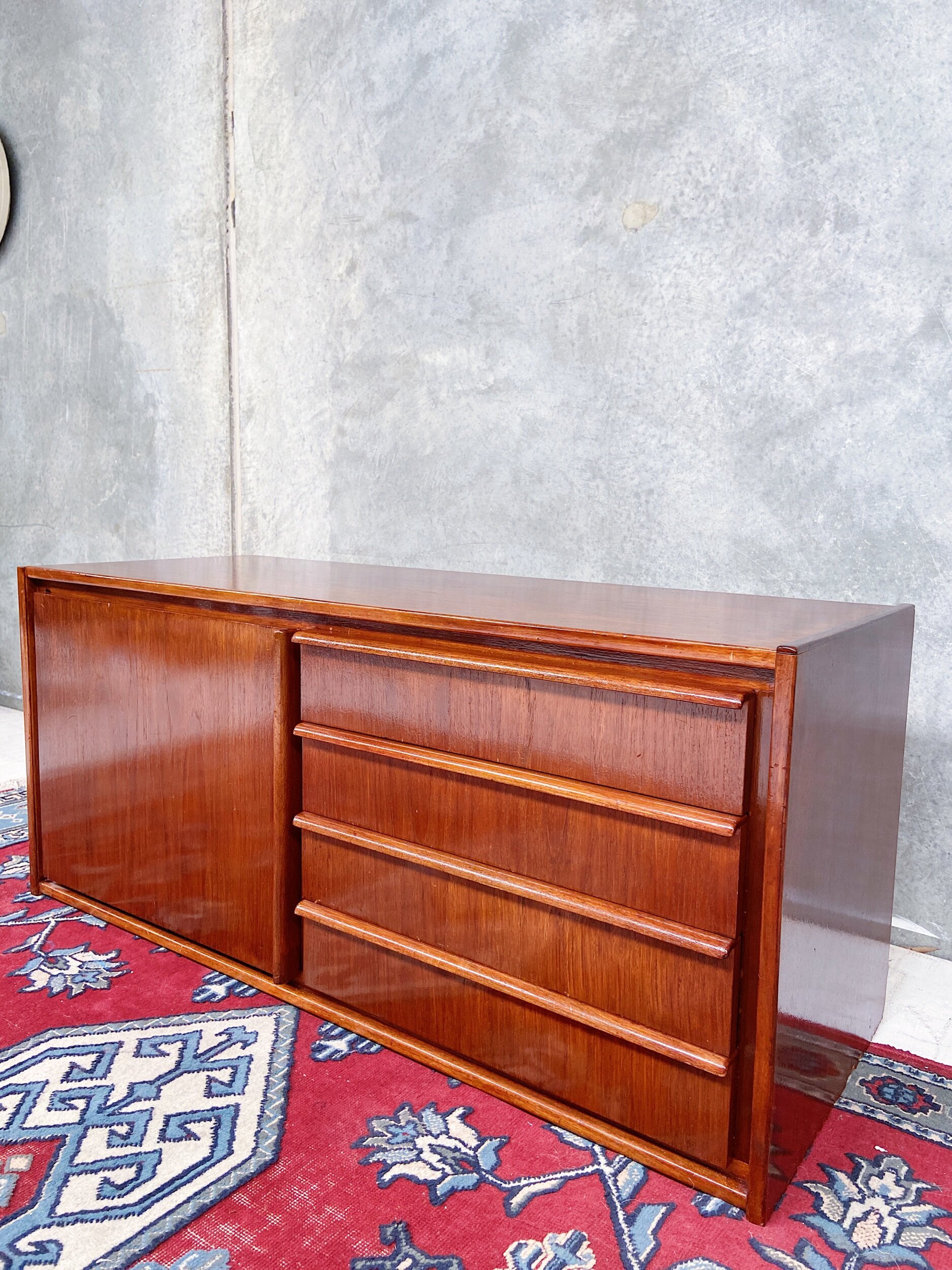 A9CF98BF-D723-4EB9-9A31-98D12398115A