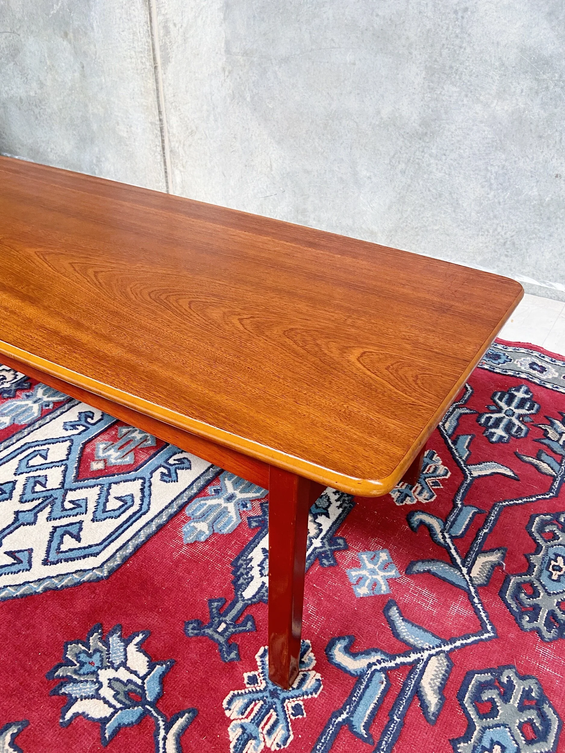 FFF66DB9-1023-458A-B80F-89CFC3E50F99