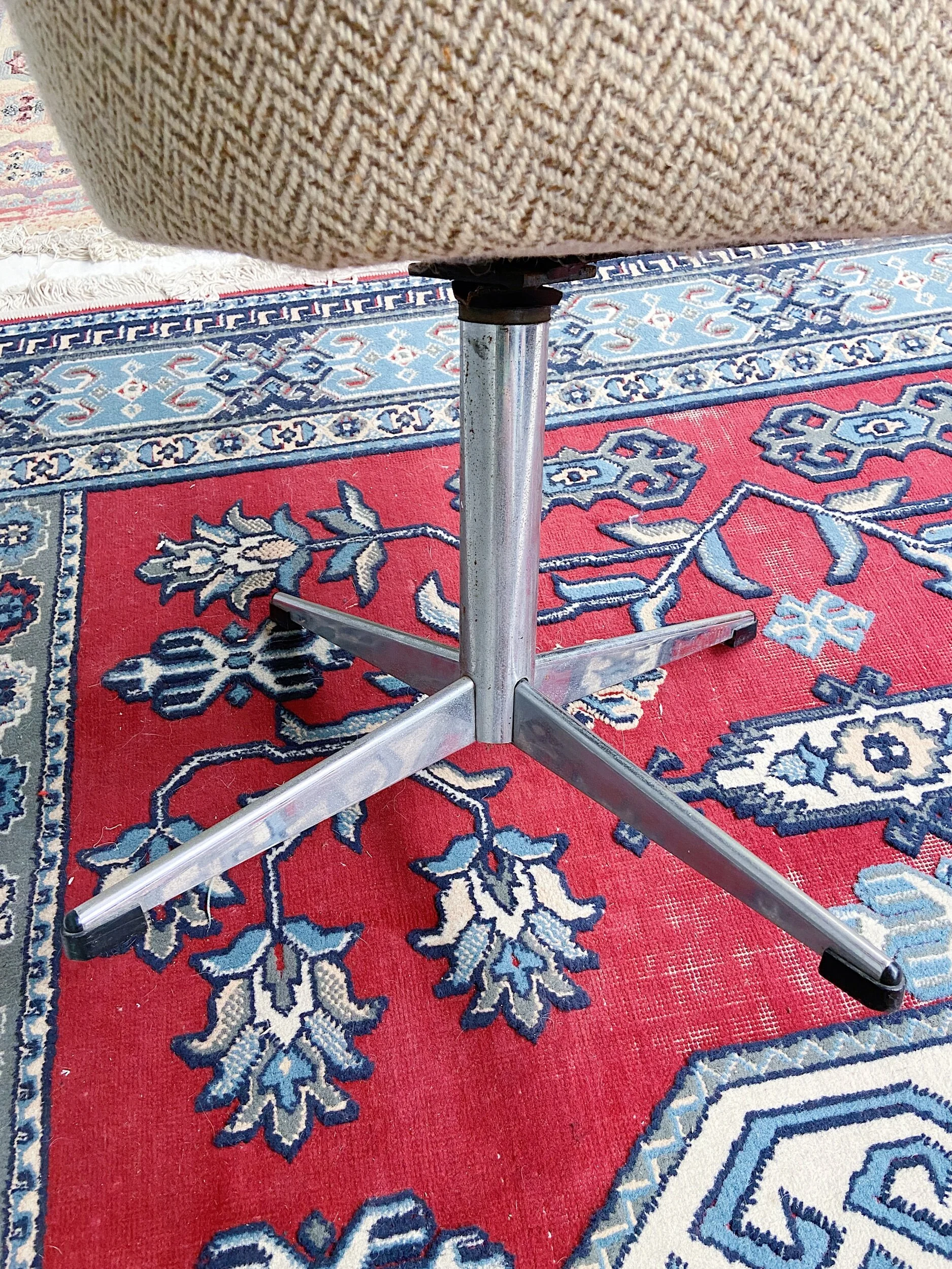 63BDFD24-1EAC-47D6-B6FB-2023684C8DE1