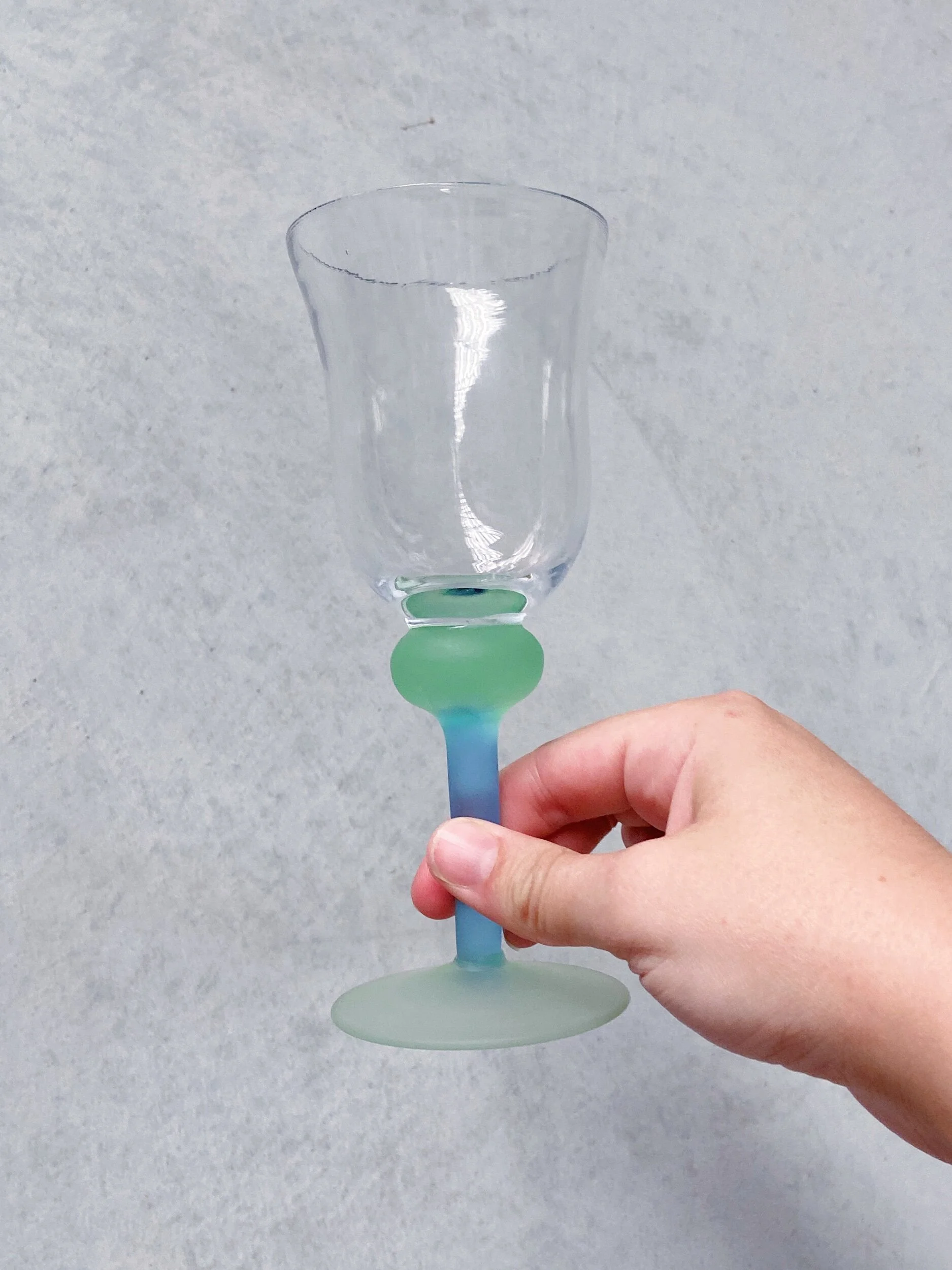 2F996028-A4E6-4D0A-8121-3BC4342A92F4