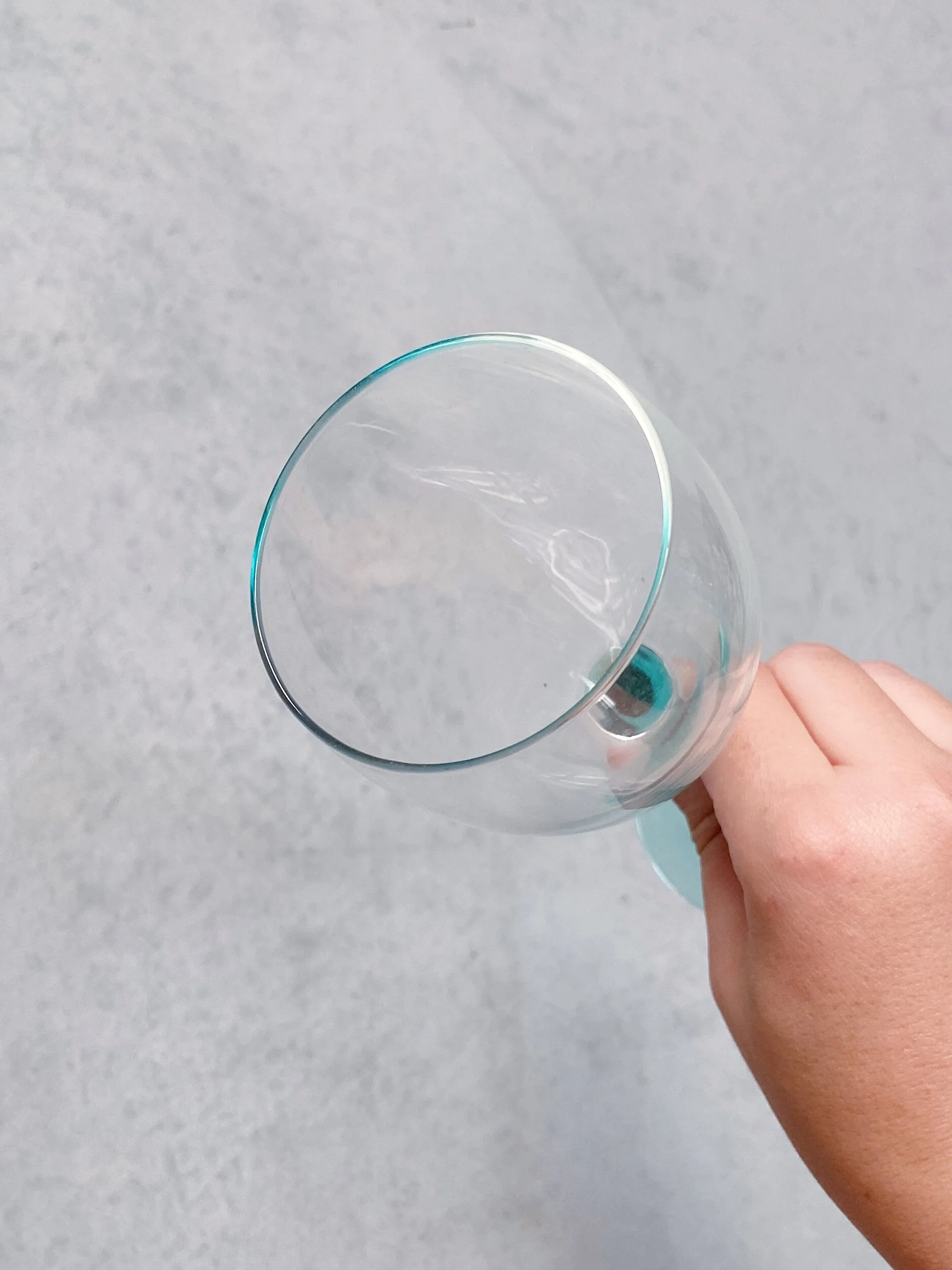 9AD428EB-6FB2-4CC2-8D0C-1AFF22583D15