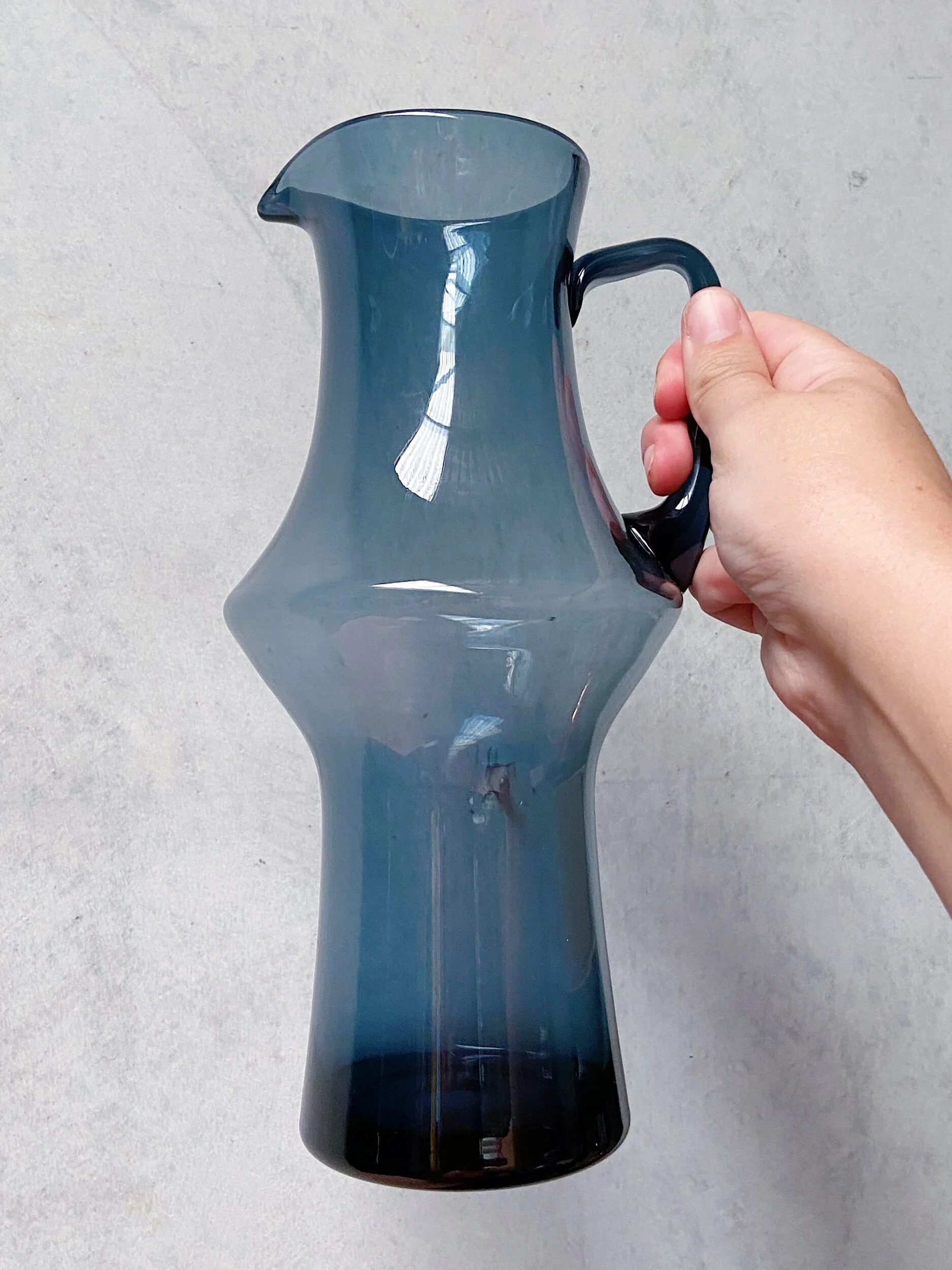 8728CD6C-1D7E-4D3B-95CA-1BC07AC56381