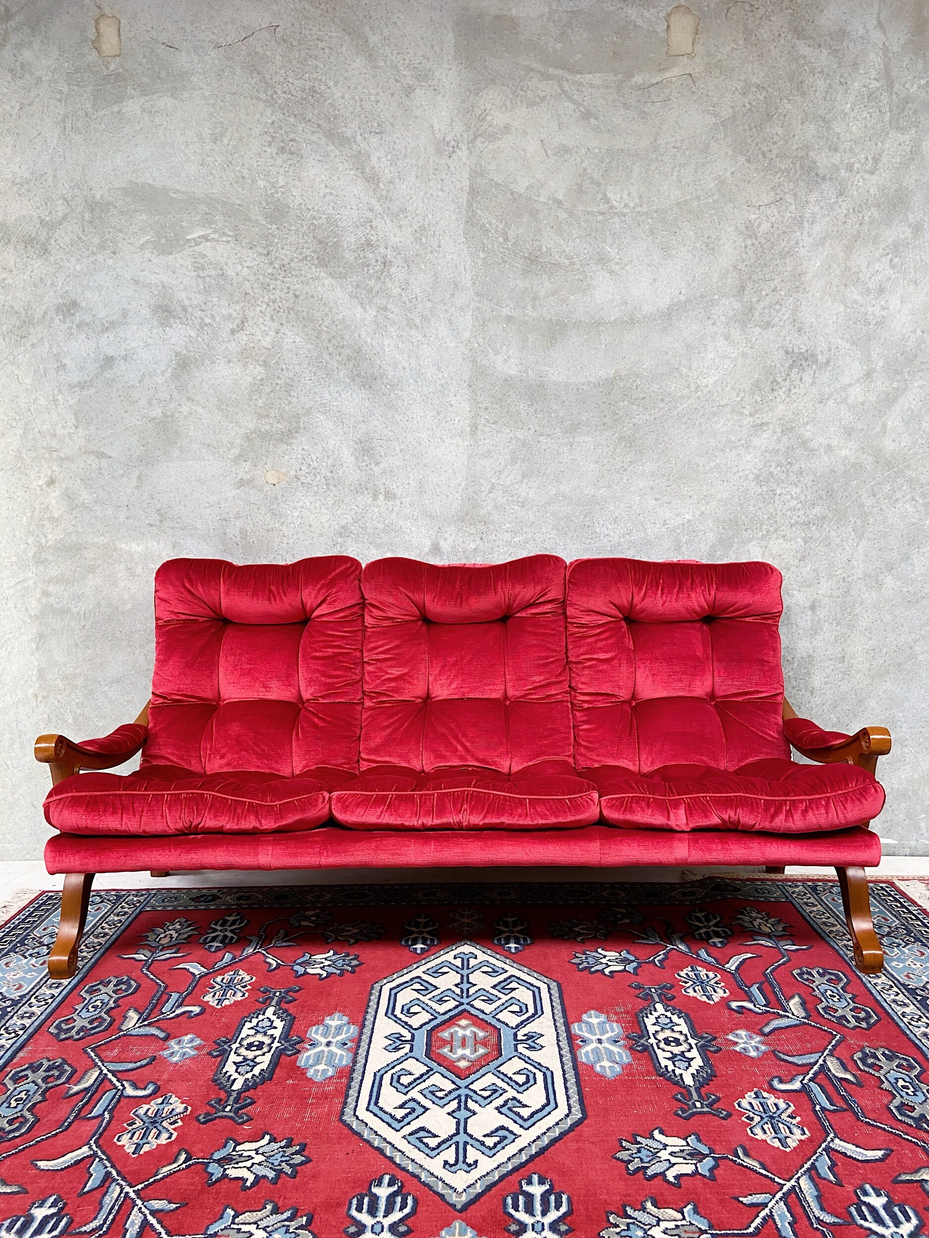 372996BE-73BF-46AA-95CC-AFDC86B905CB