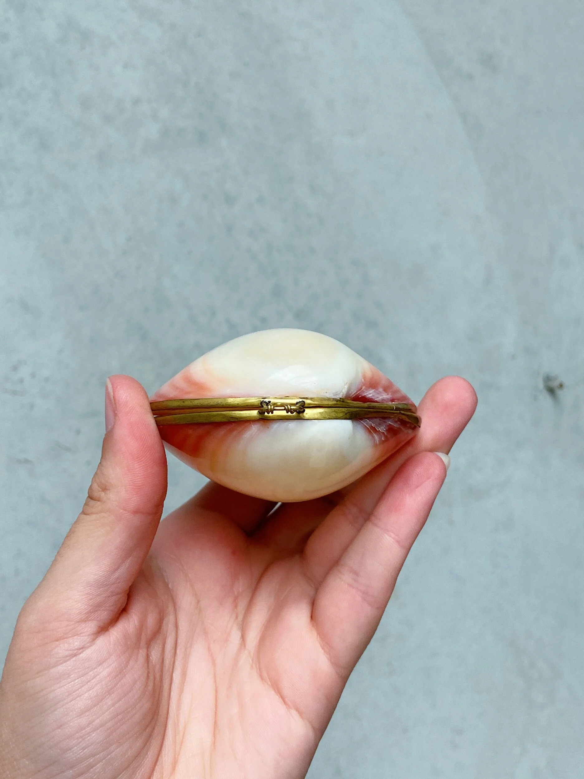 49FA3859-E68E-4E42-806C-74525CEC95C9