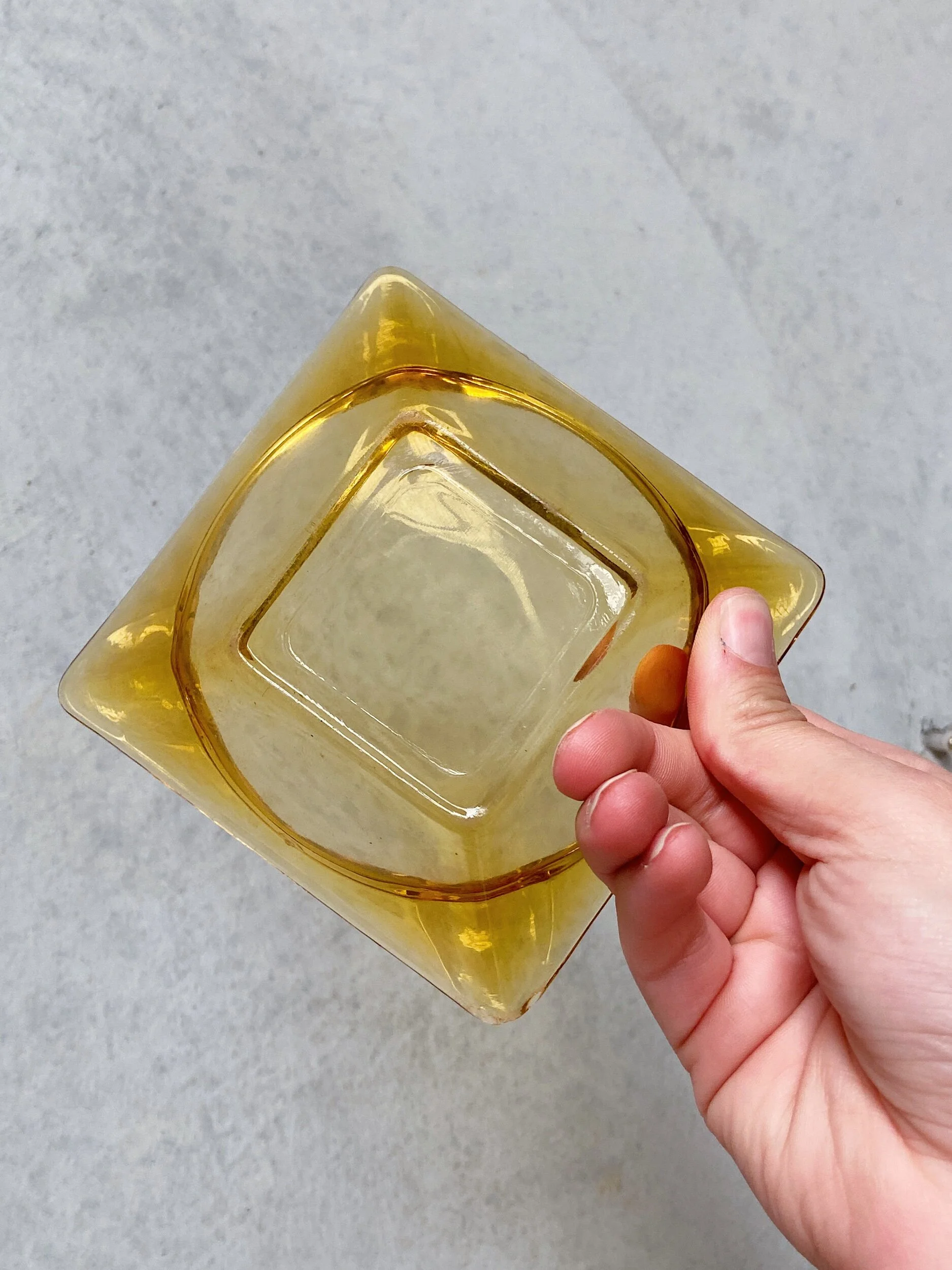 27F172A4-1D3F-4641-8268-CBAEBD209D65