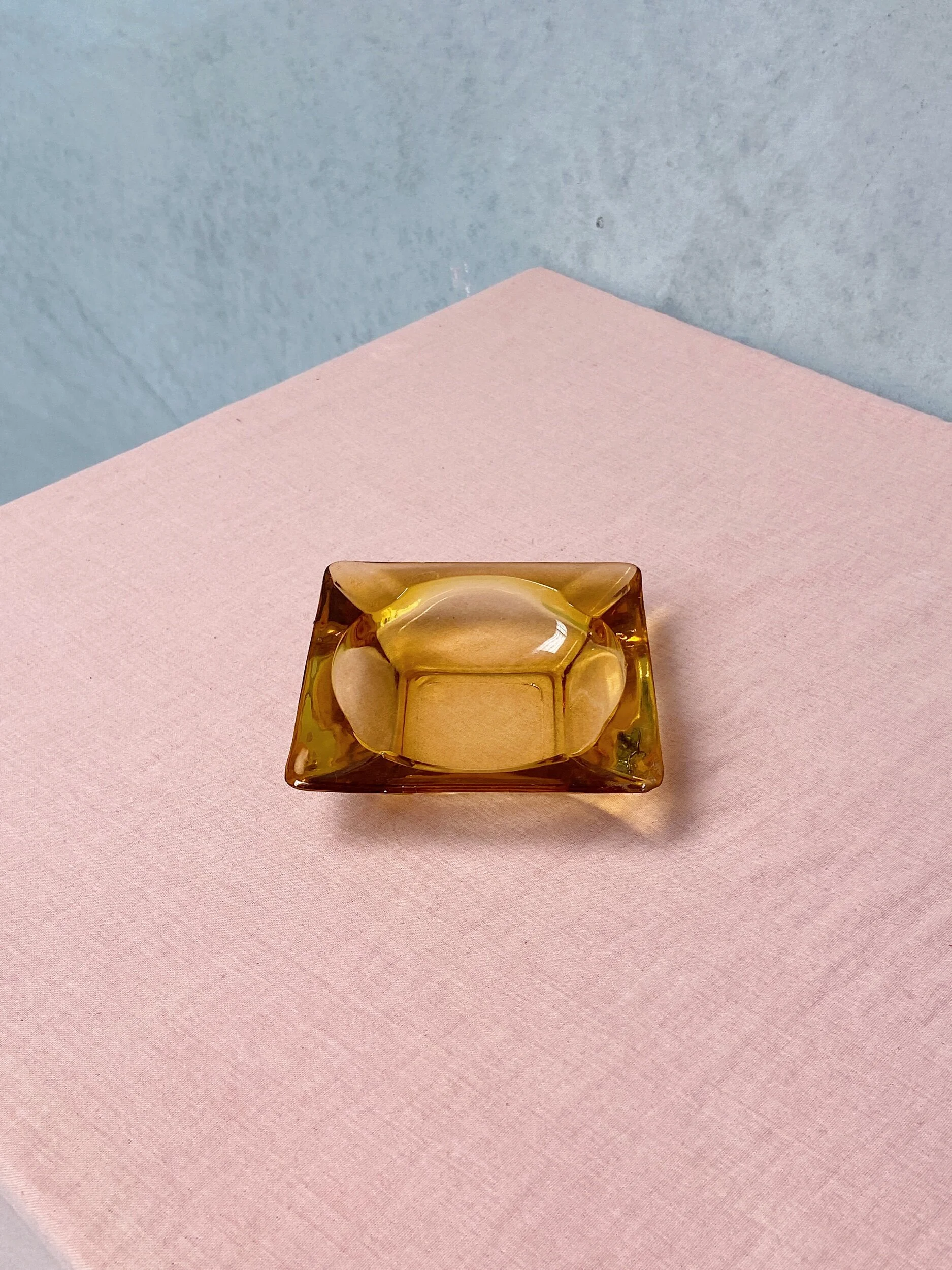 3FD25B26-75F0-41B4-B72E-AE28850050BF