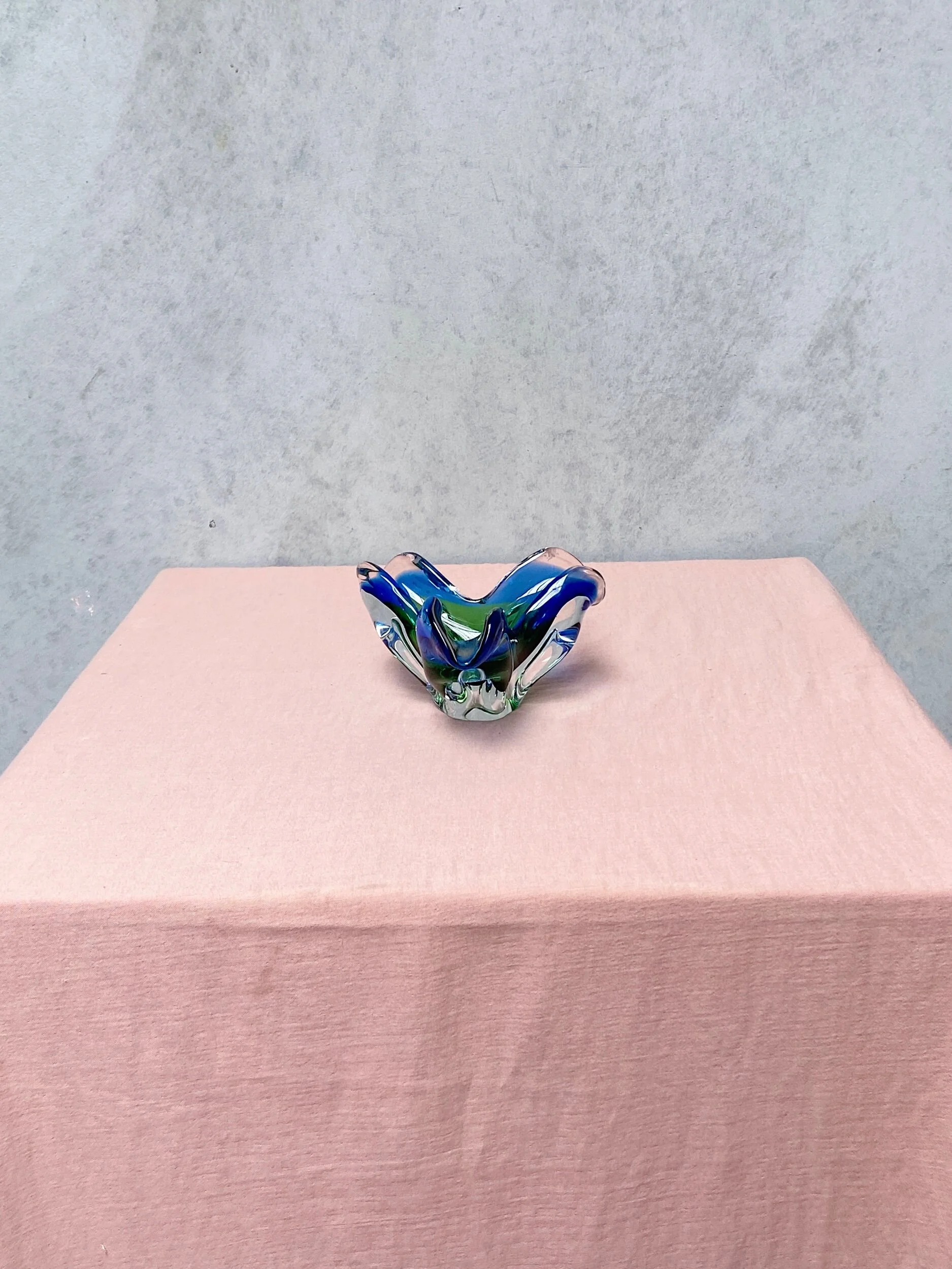 2A94E2BA-6E15-44B8-92A6-8094E61E0543