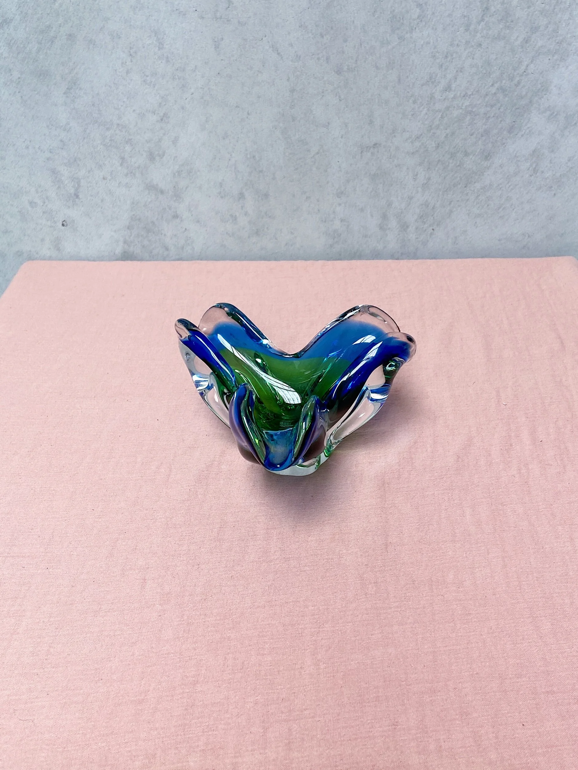 C72B8186-B243-4EA3-9D9C-CE10E6CD681C