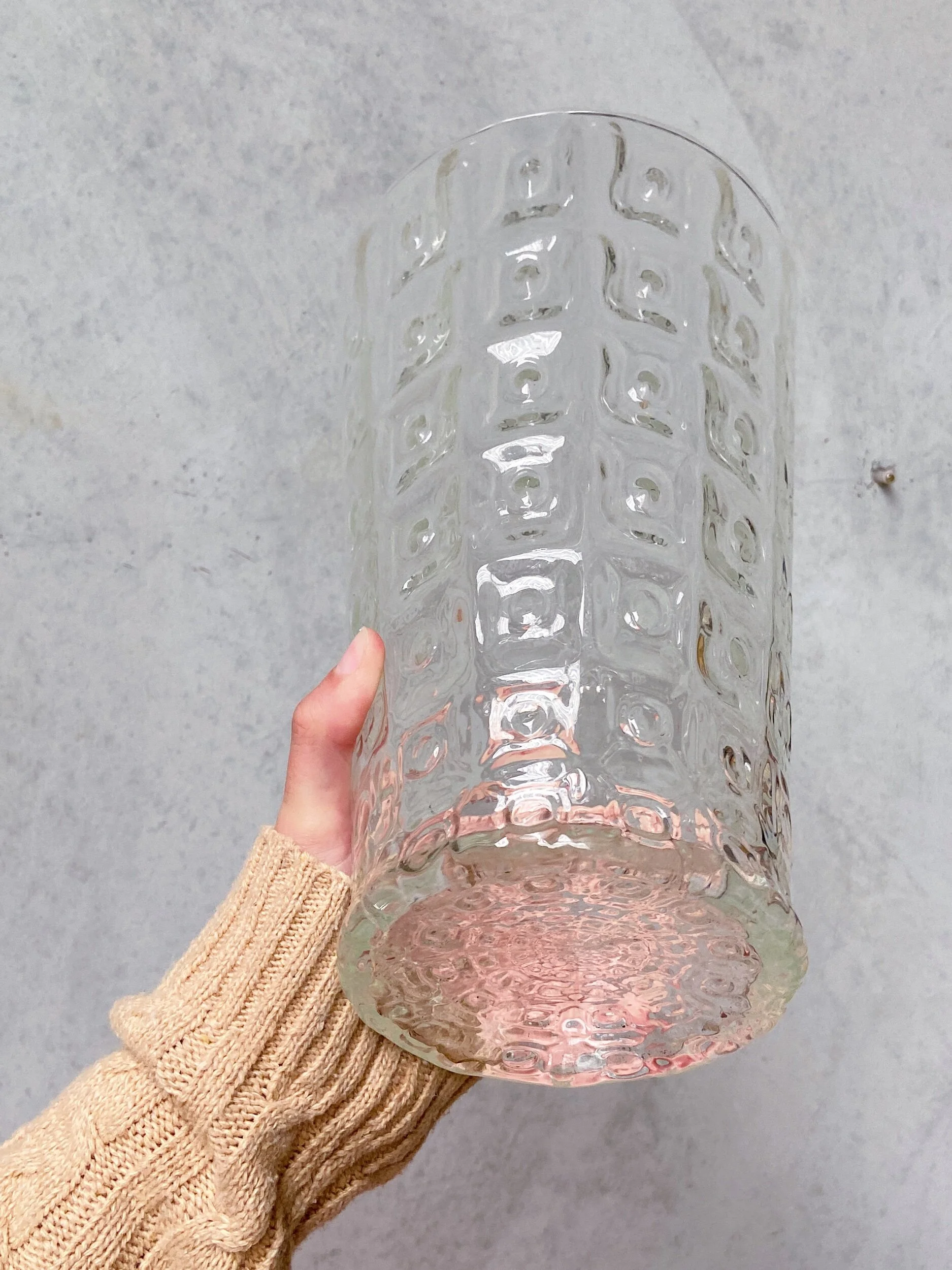 9F8A8B05-D671-4323-9CBA-08D87E849983