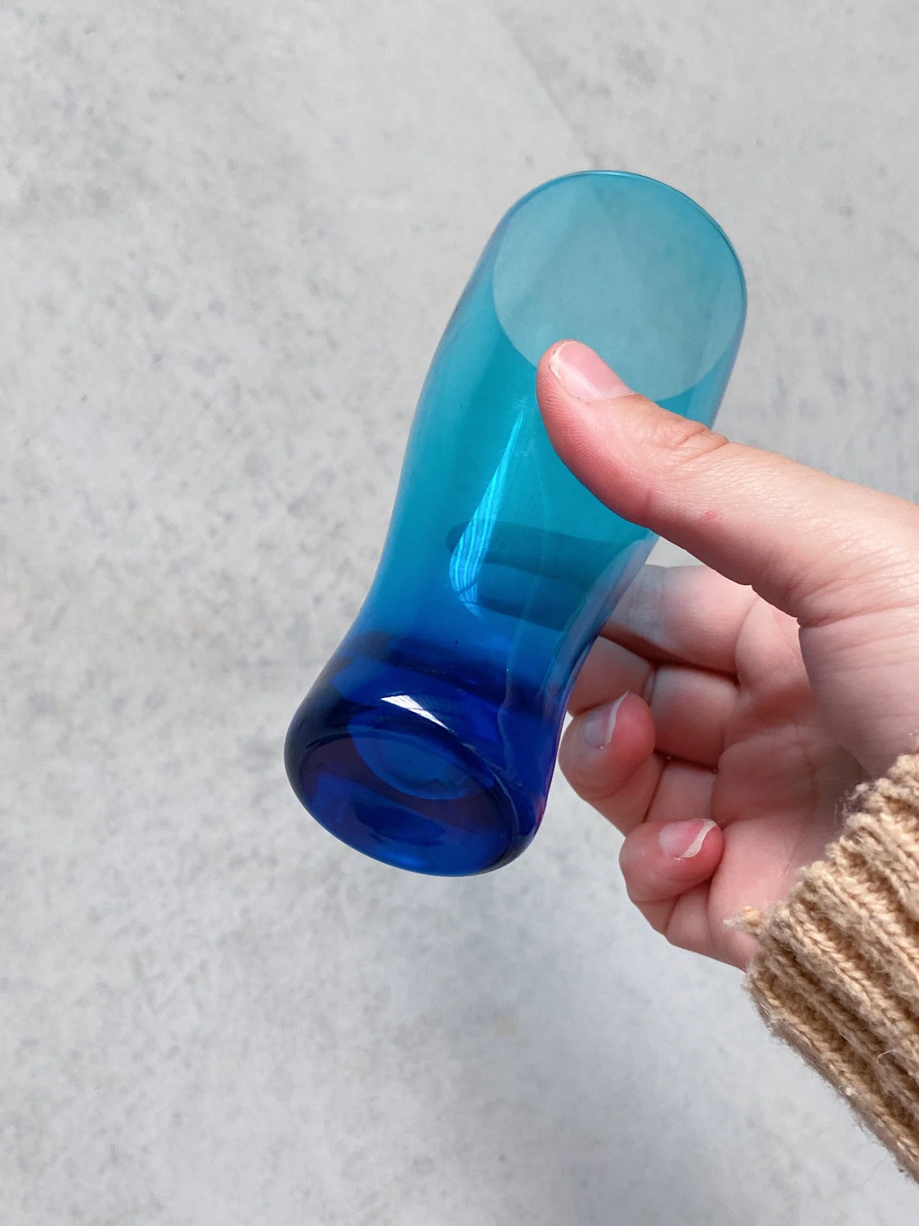 198C8A08-55D4-411F-A817-F0D70121535C