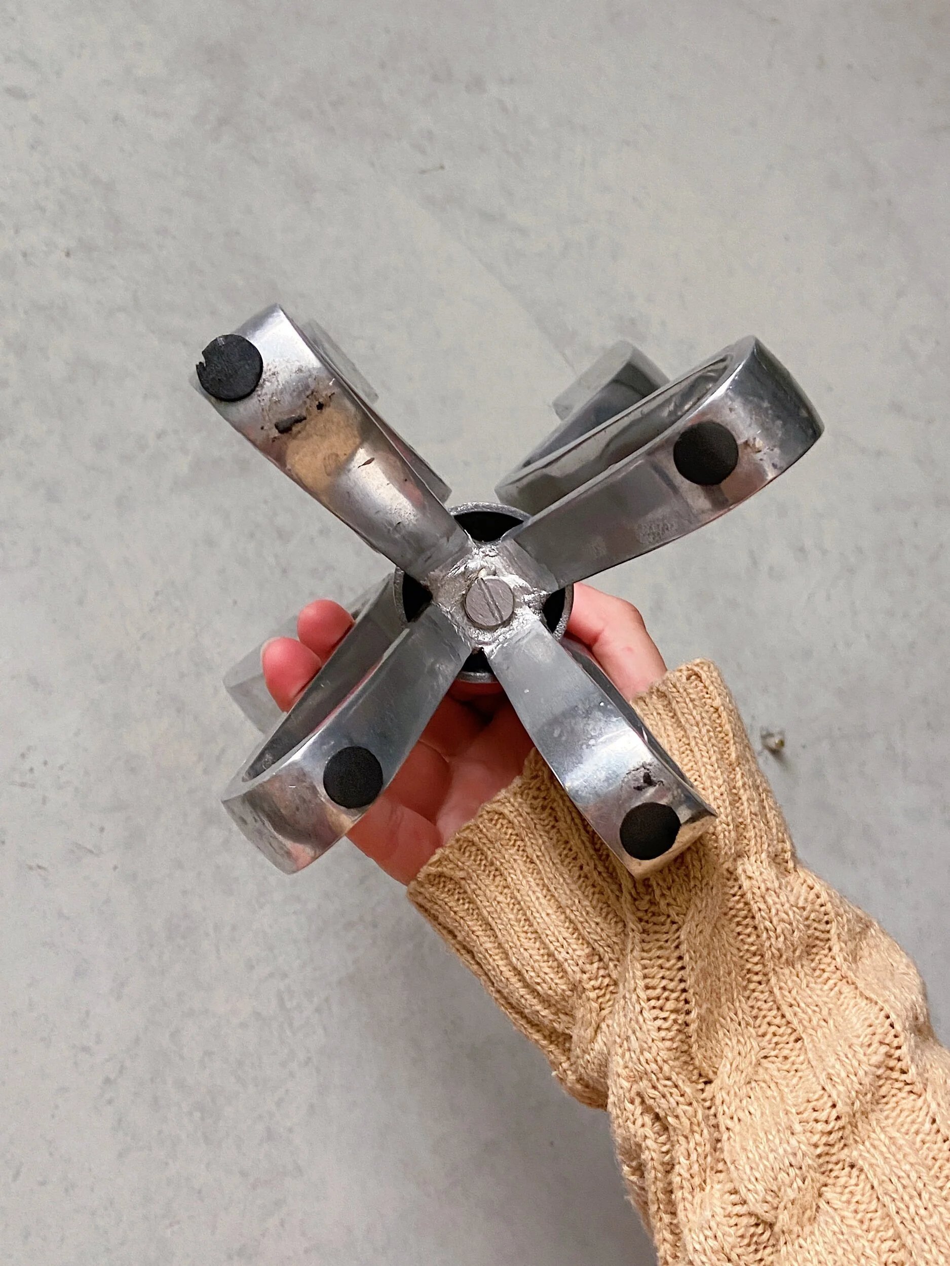 C2590593-6FF7-48E1-9AD6-433CF7406B2E