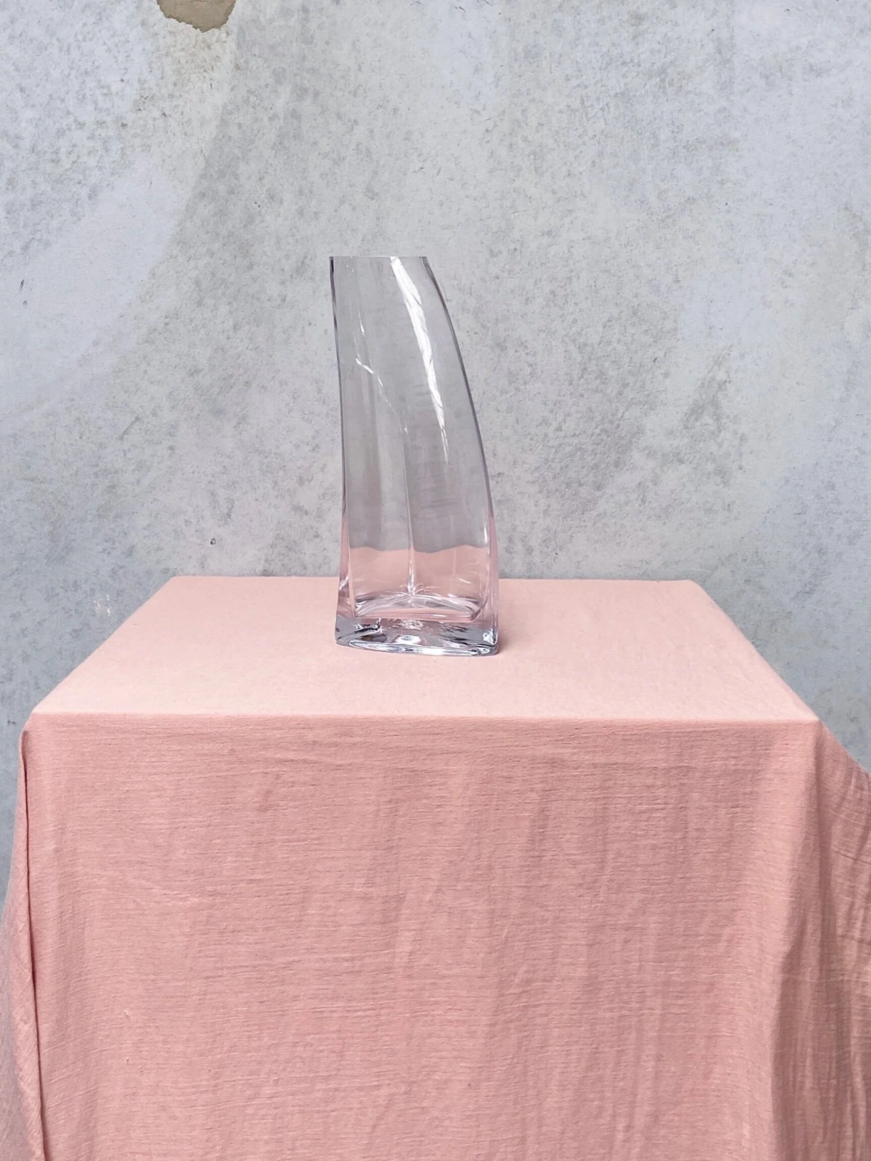 65FFD0F6-5EAA-403B-9F46-2B8674751BD5