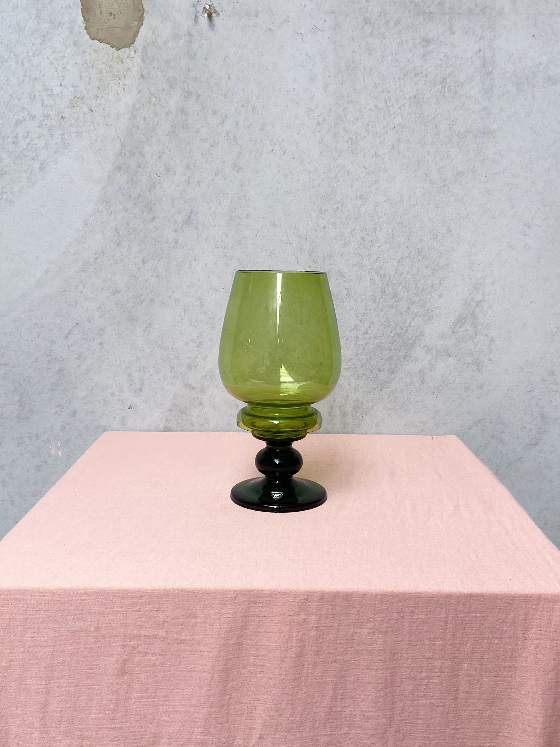 2CC18B9D-48FA-42D0-A0DC-D2309689E9B8