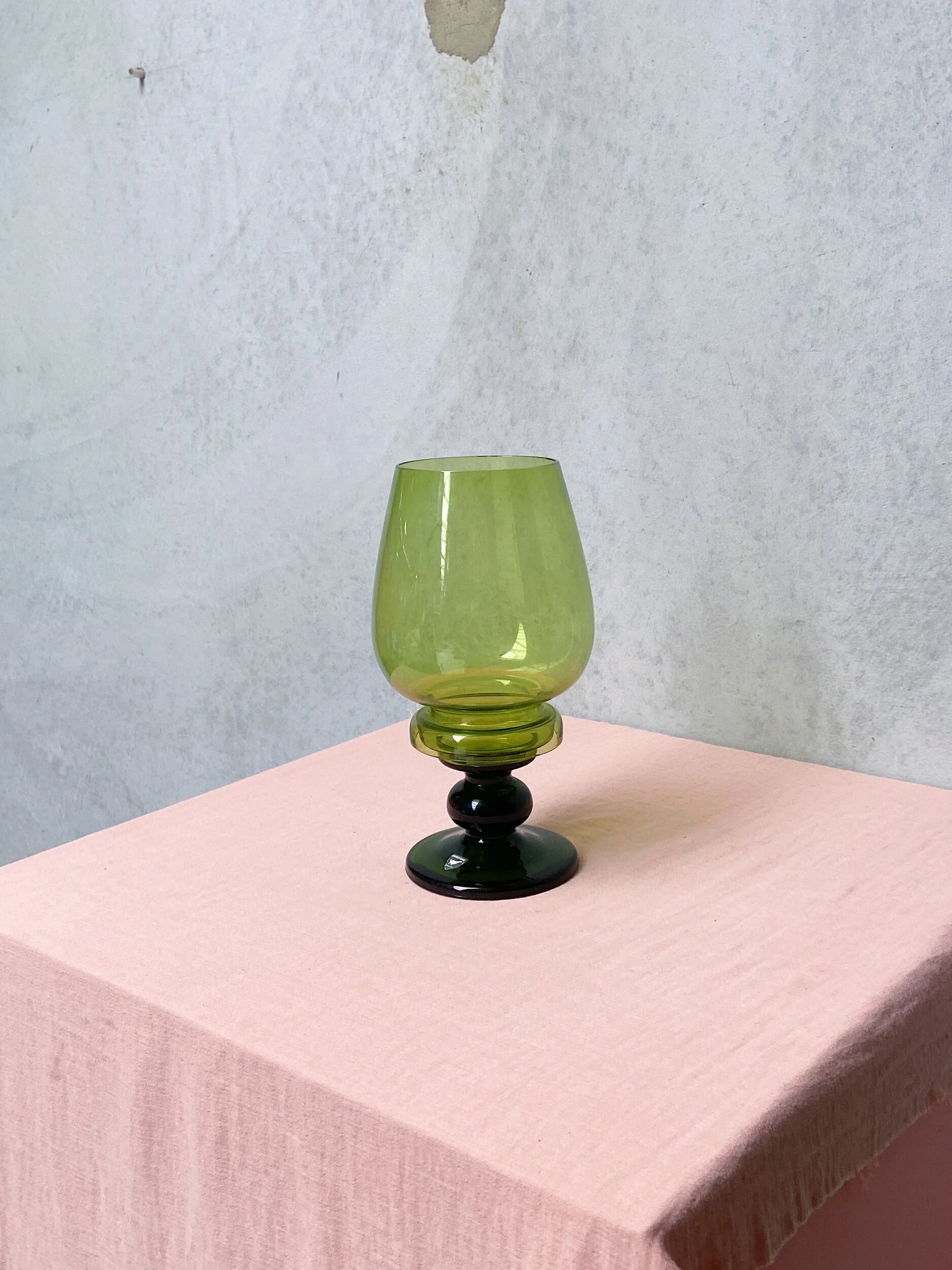 F4E5DD9B-B6C6-4848-9FFC-A719AC1E8C03