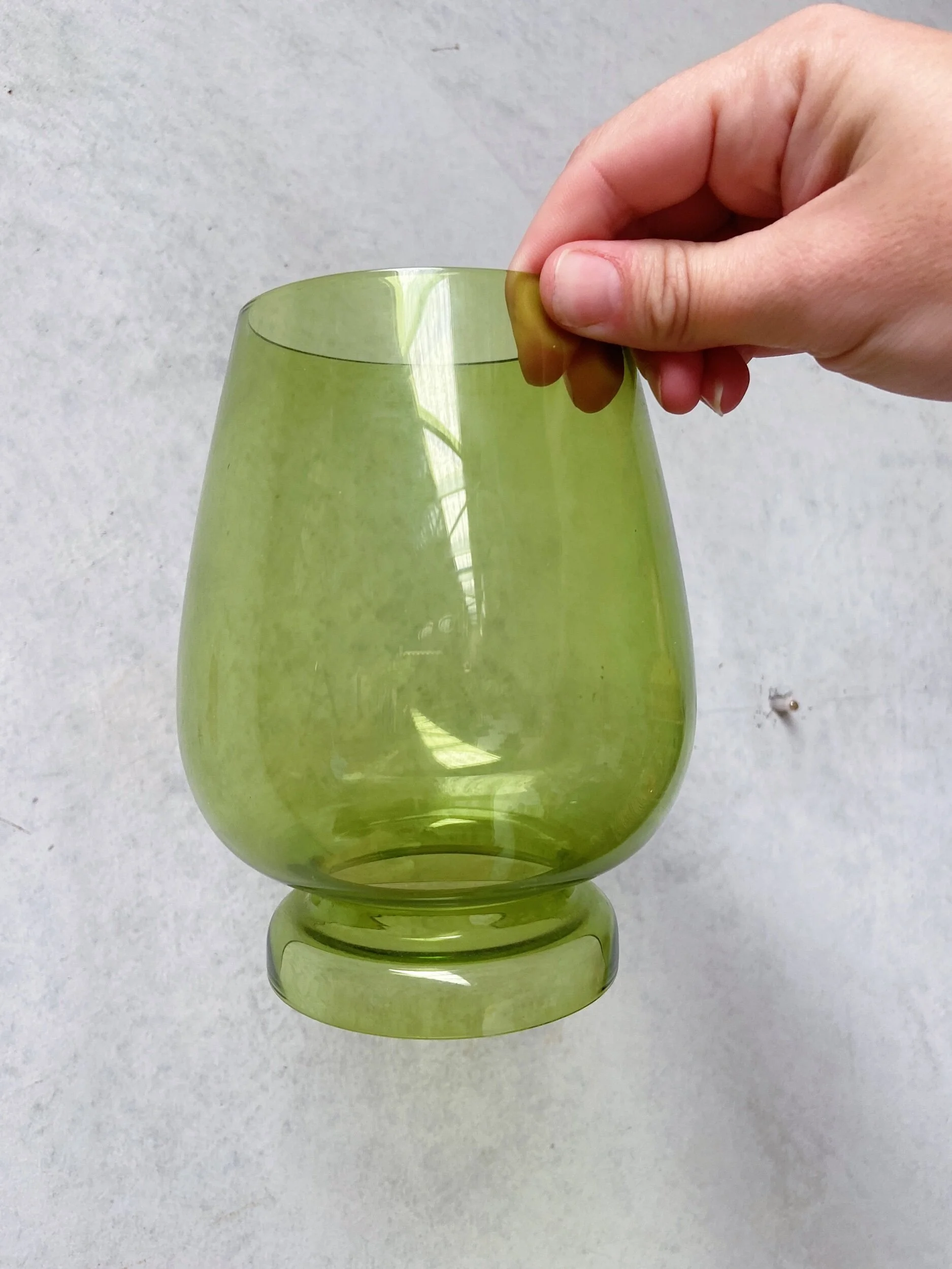 F6ED4DDF-C069-4618-ABDE-D308071D072A