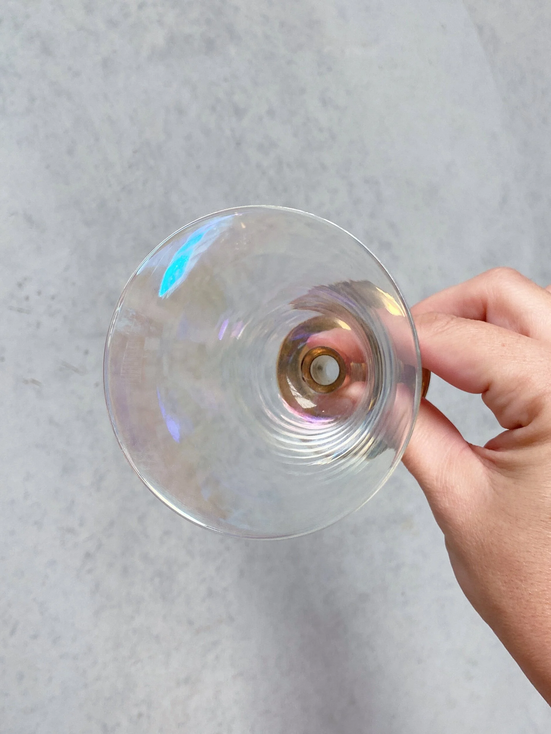 28F40F40-80A2-48E6-9529-EE3644940C23