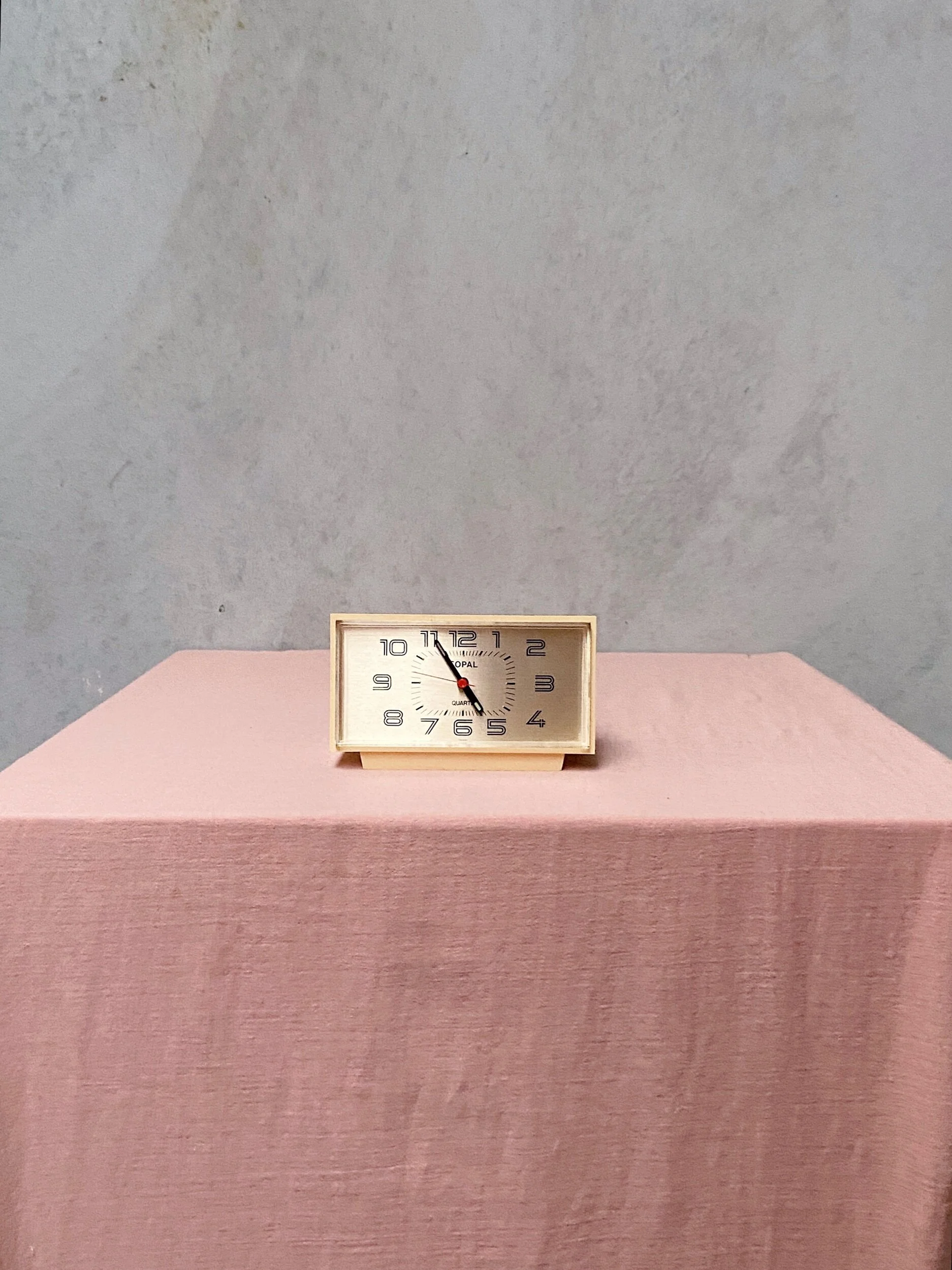 EF7D0E10-DAC6-44B8-A19C-F293B9221E3A