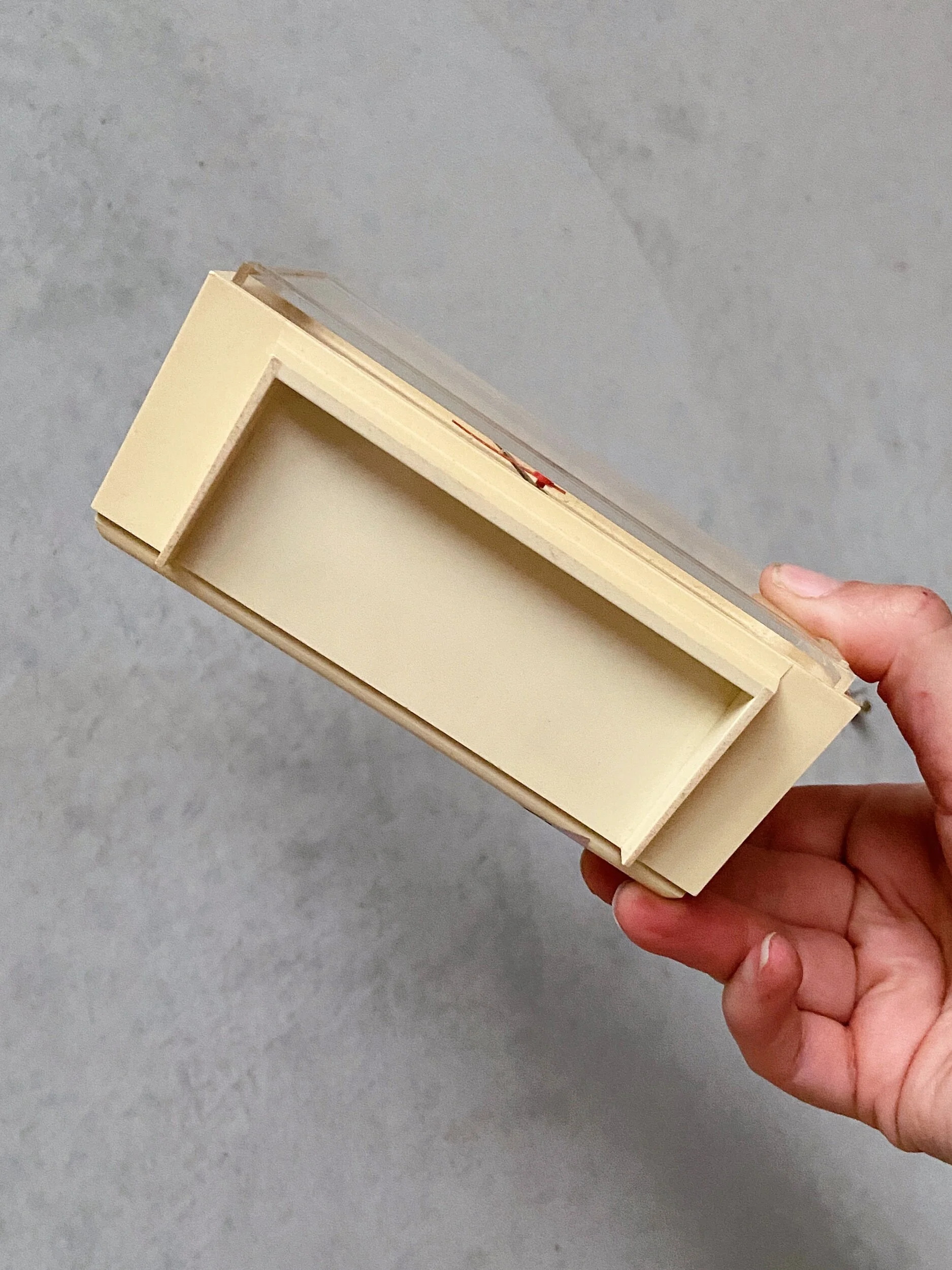 22371F97-573E-43F0-8626-6E242EC90D0D