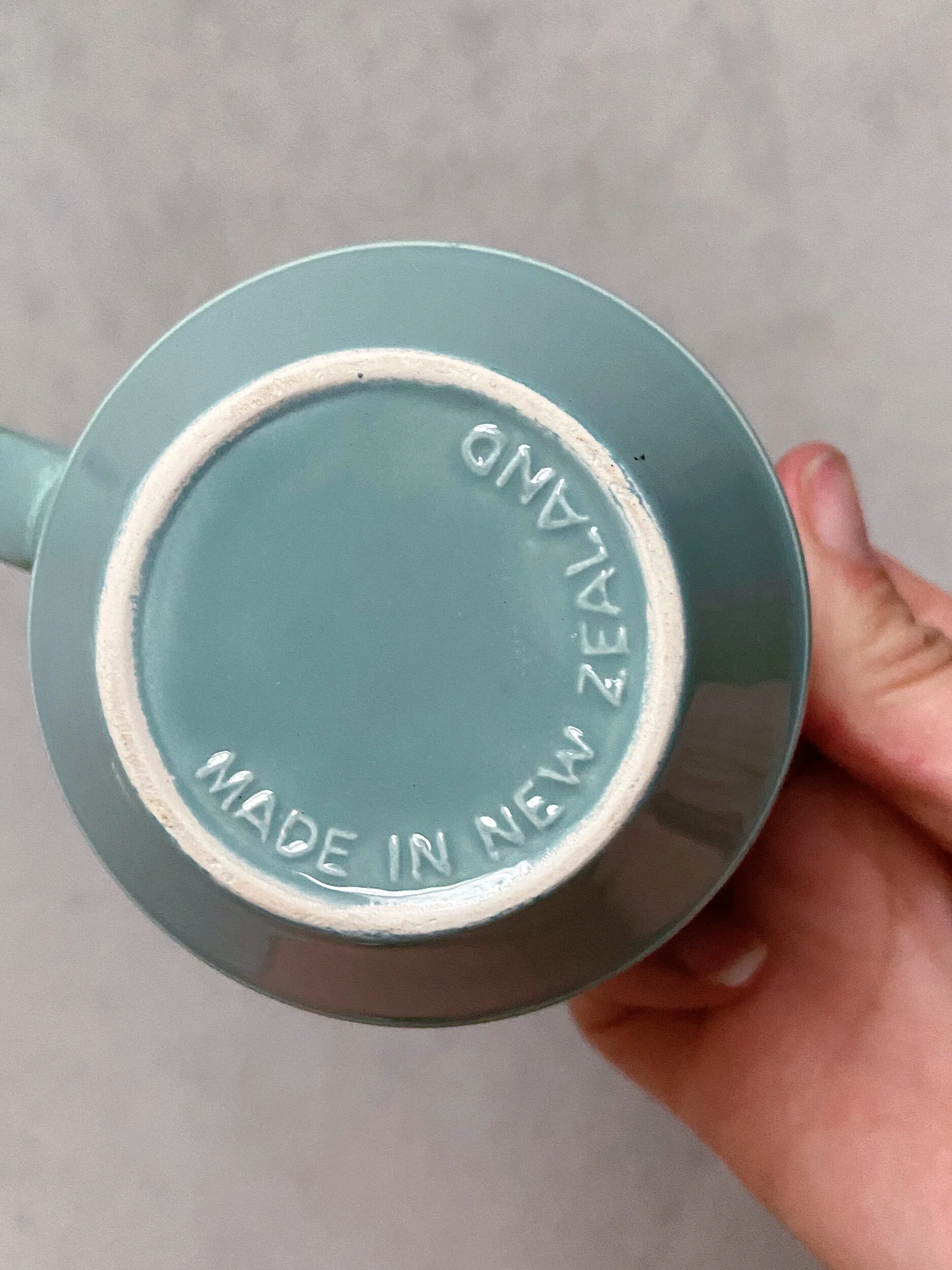 DF054F37-AD08-4313-8131-8704962A2200