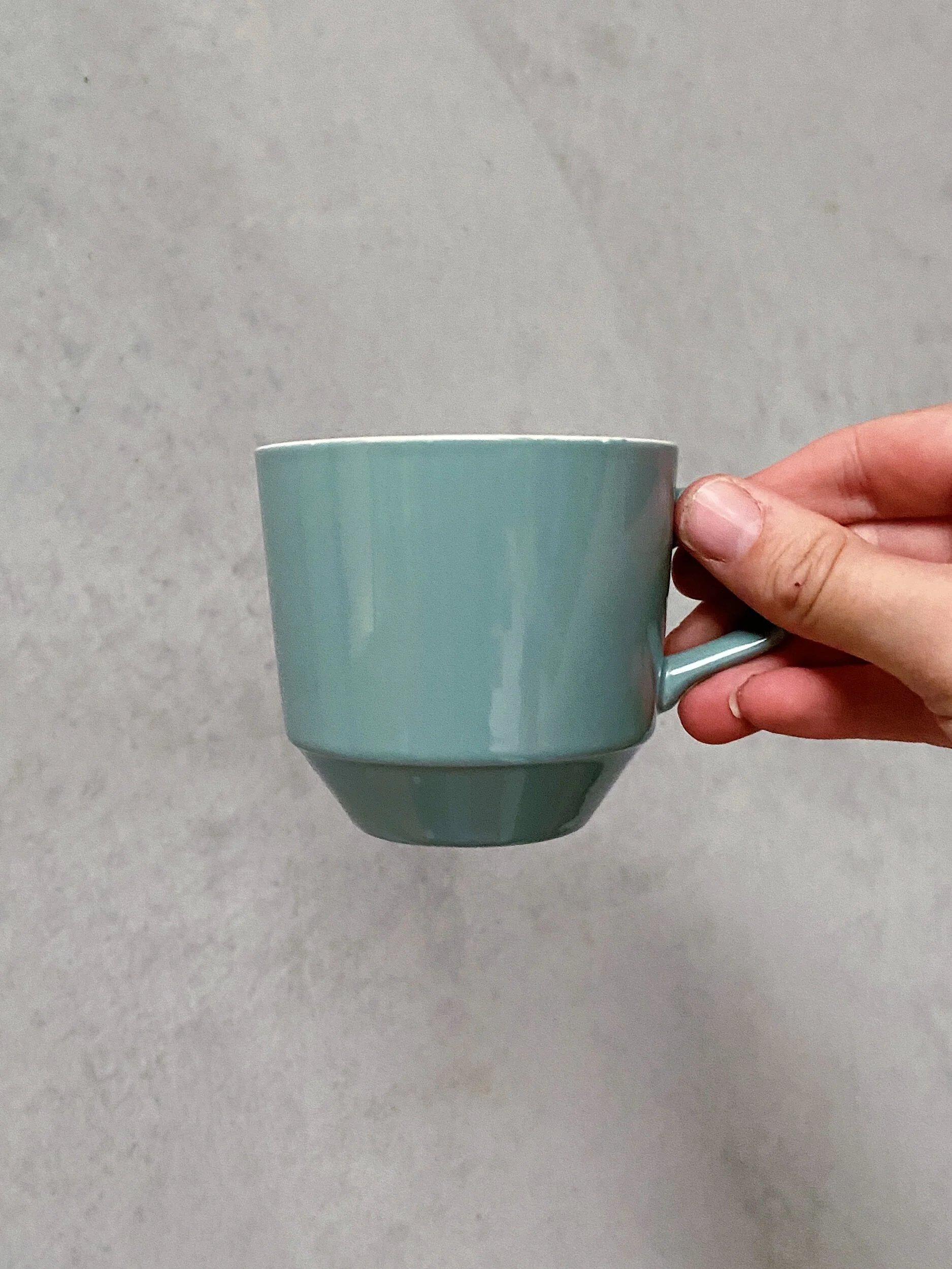 FDC0A4CC-57A1-4425-A263-8F938052B9EC