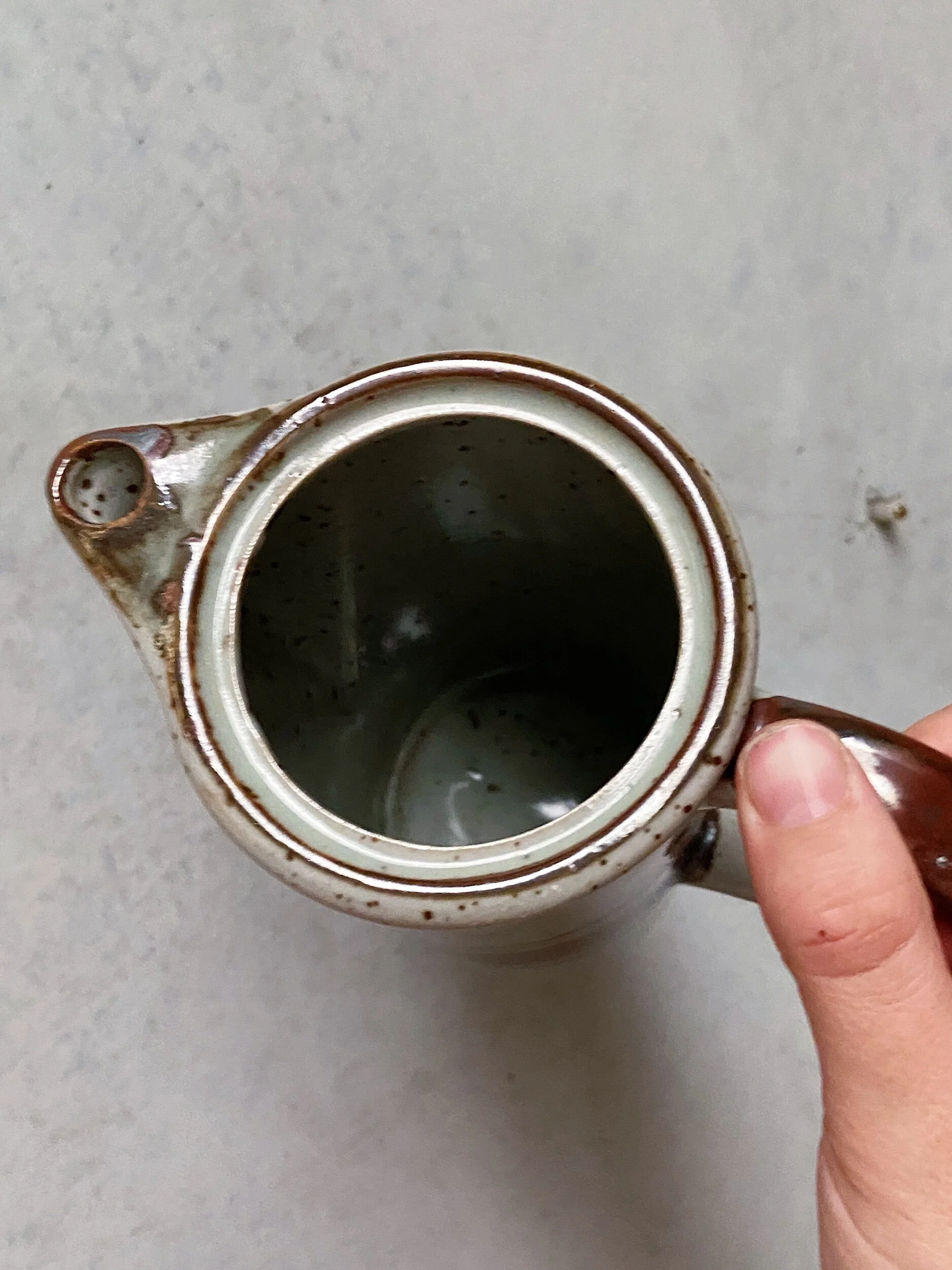 E974609C-EEDF-4D33-992B-214368F1DDE8